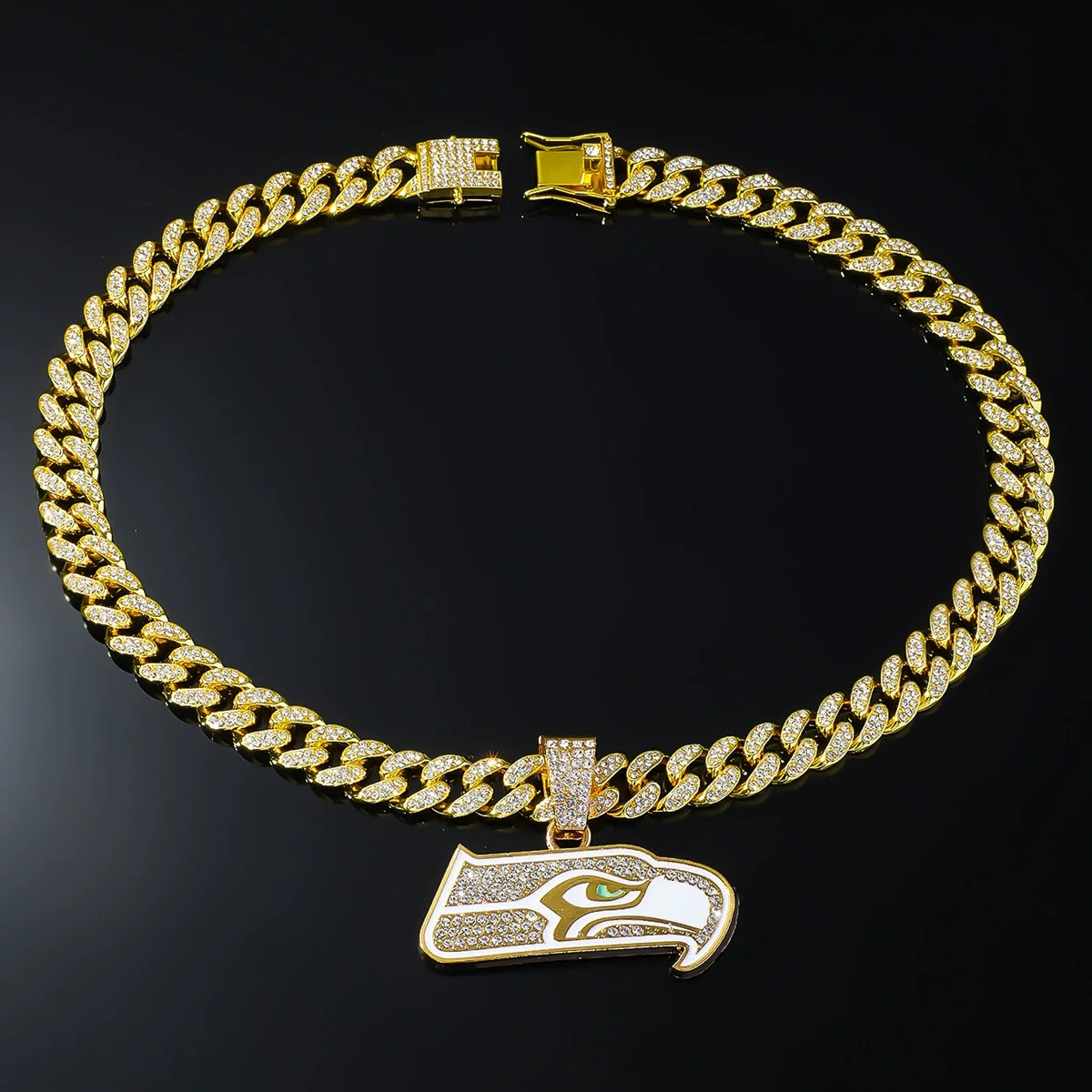 

New Full Diamond Owl Pendant Fashion Alloy Diamond Cuba Chain Hip-Hop Fashion Accessories.