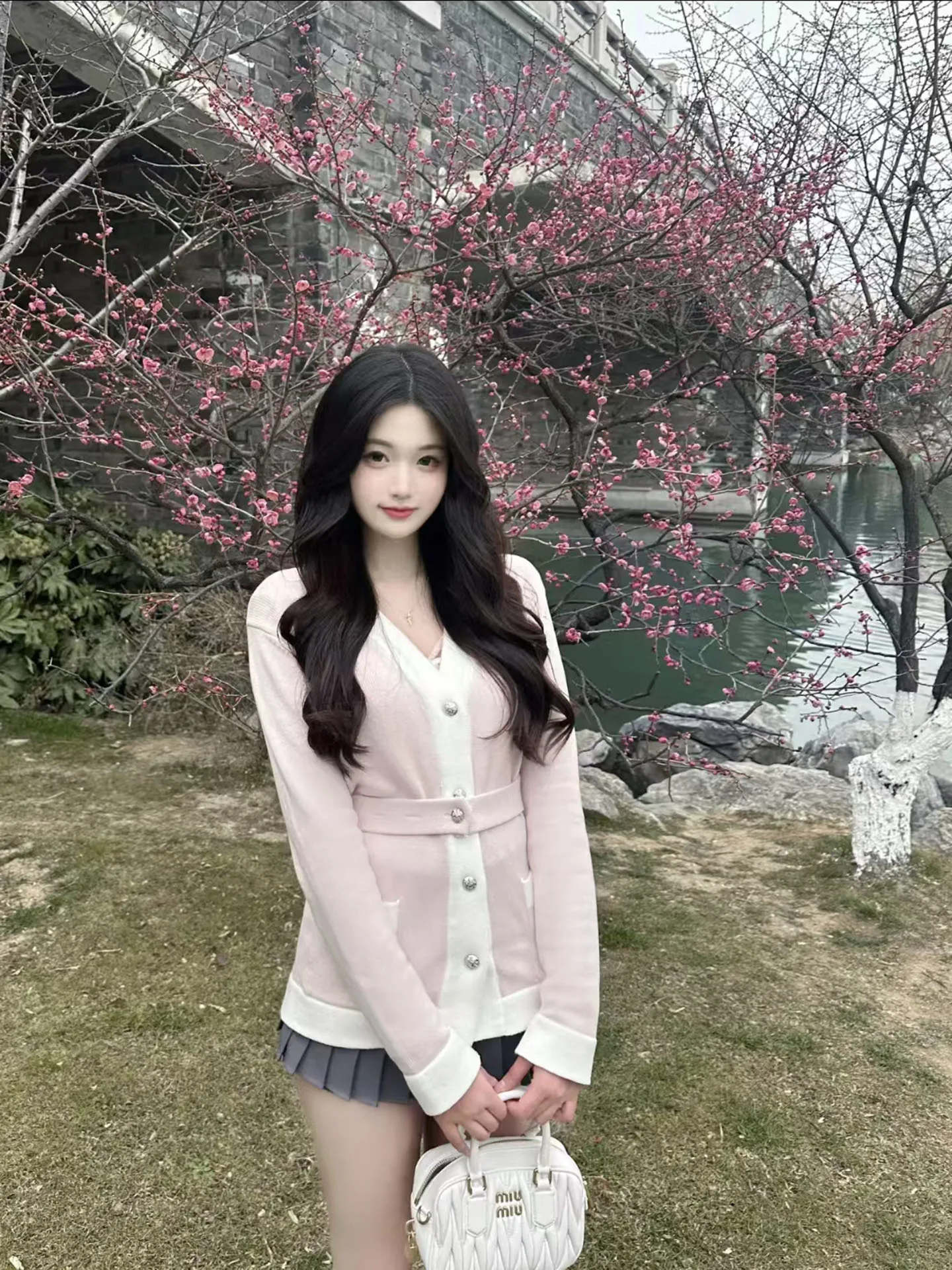 Spring New Style Pink Cherry Blossom Knitted Wrap Waist Cardigan Ladies Slim Fit Nylon Long Sleeve V Neck Button Splice Color...