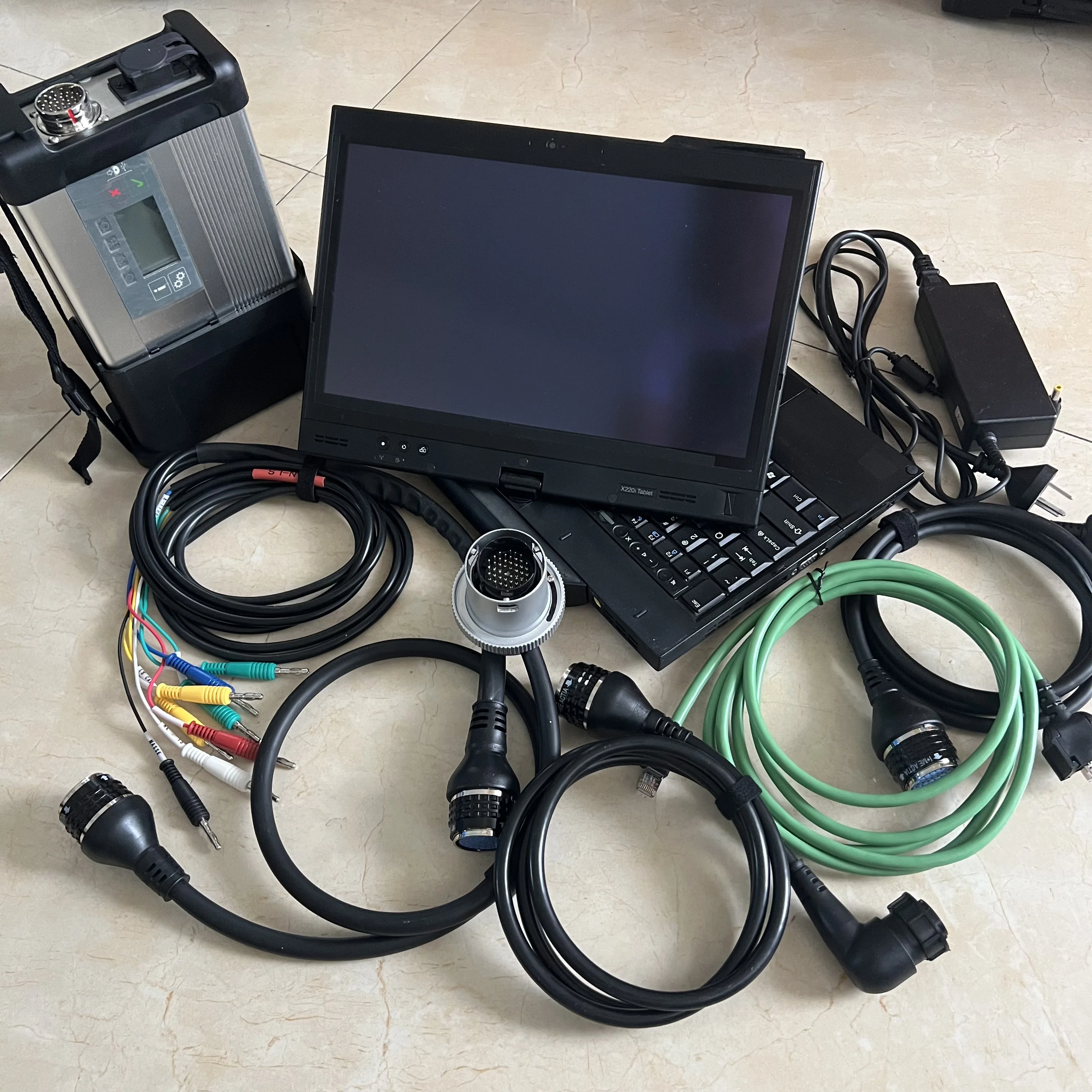 

2025.09 MB Star C5 SD Connect Multiplexer plus DOIP WIFI Diagnostic Tools with DAS Xentry diagnosis software HDD for Benz Car