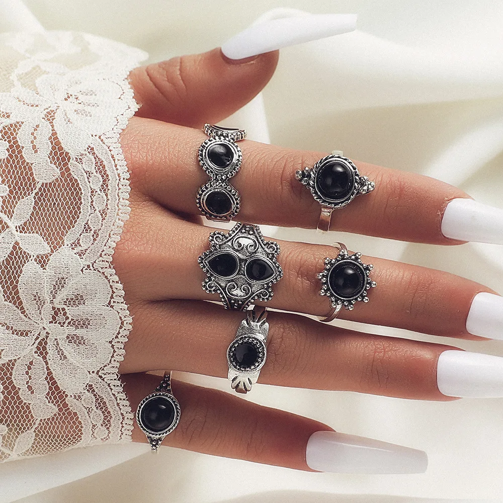

DIY accessories Amazon's new joint ring, retro hollow-out black diamond flower leaf ring 6-piece decoration