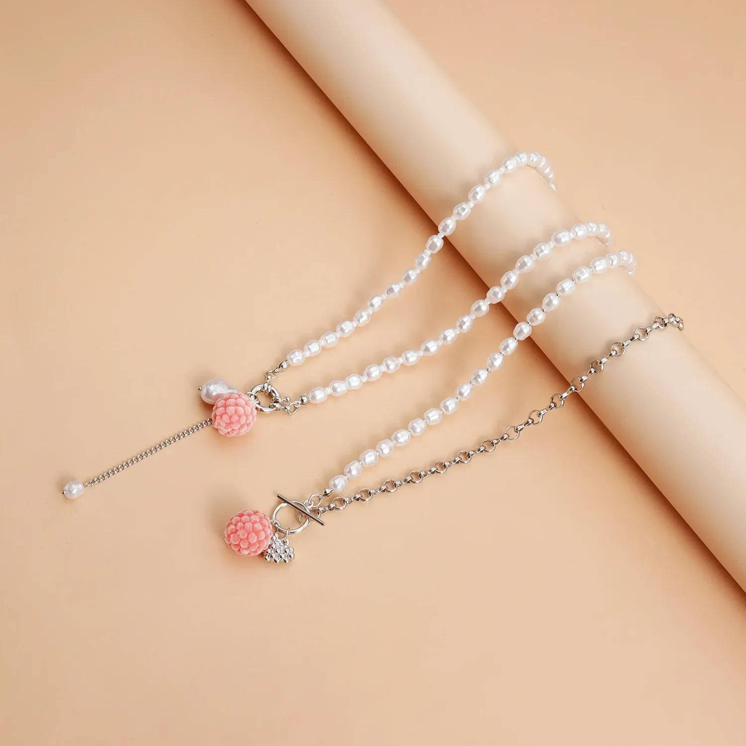 New Trendy Sweet Creative Pink Raspberry Simulated Pearl Necklaces for Women Exquisite Cute Y2K Fashion Wedding Jewelry Gifts