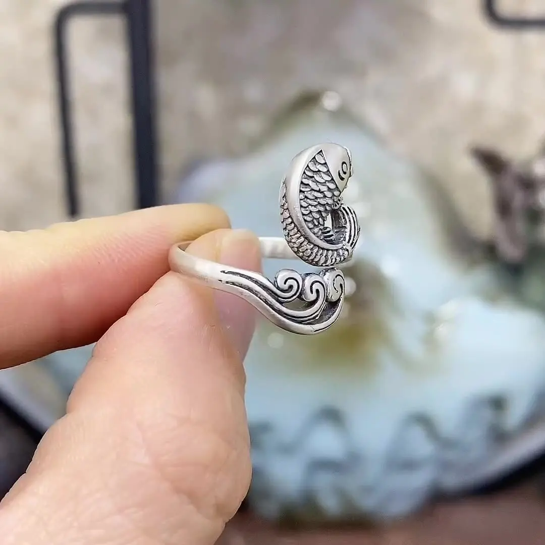 

Новогоднее круглое кольцо с рыбой, женское серебряное кольцо с рыбой кои в стиле ретро, минималистское кольцо.