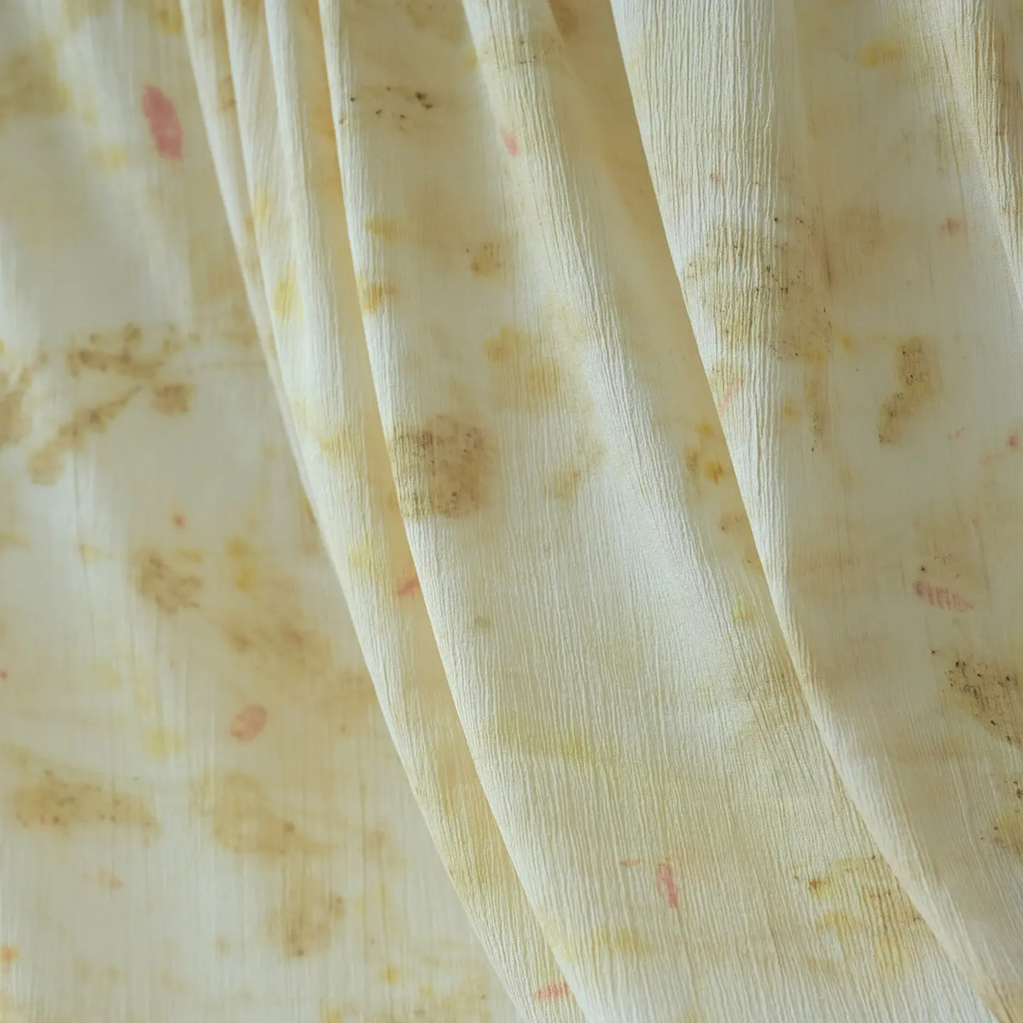 Handmade Plant Grass and Wood Dyed Silk Stretch Champray Spring and Summer Floral Skirt Designer Surface Fabric