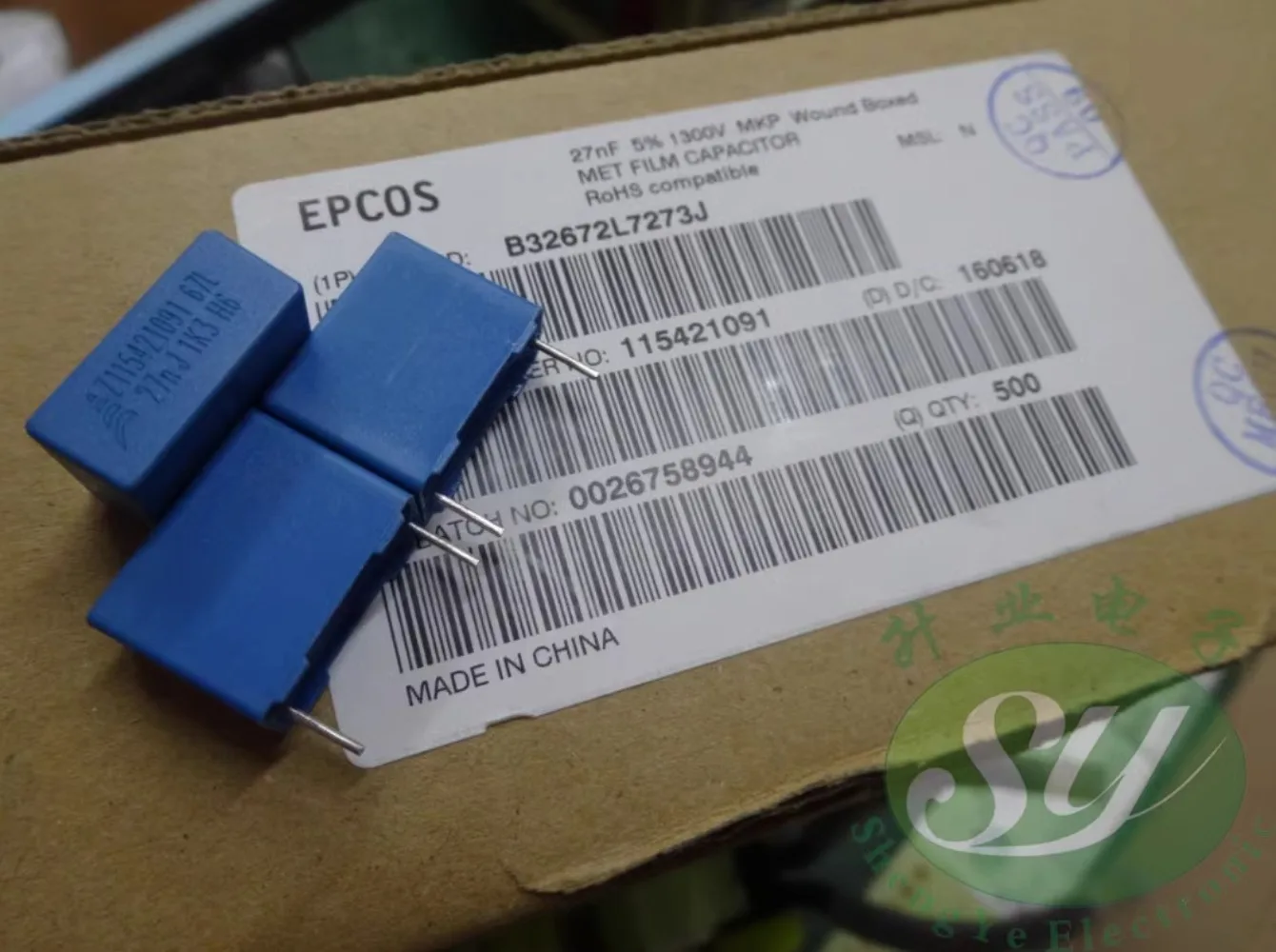 

10PCS EPCOS 0.027uf/1300v 27nf 273 New 15MM film capacitor B32672L7273J