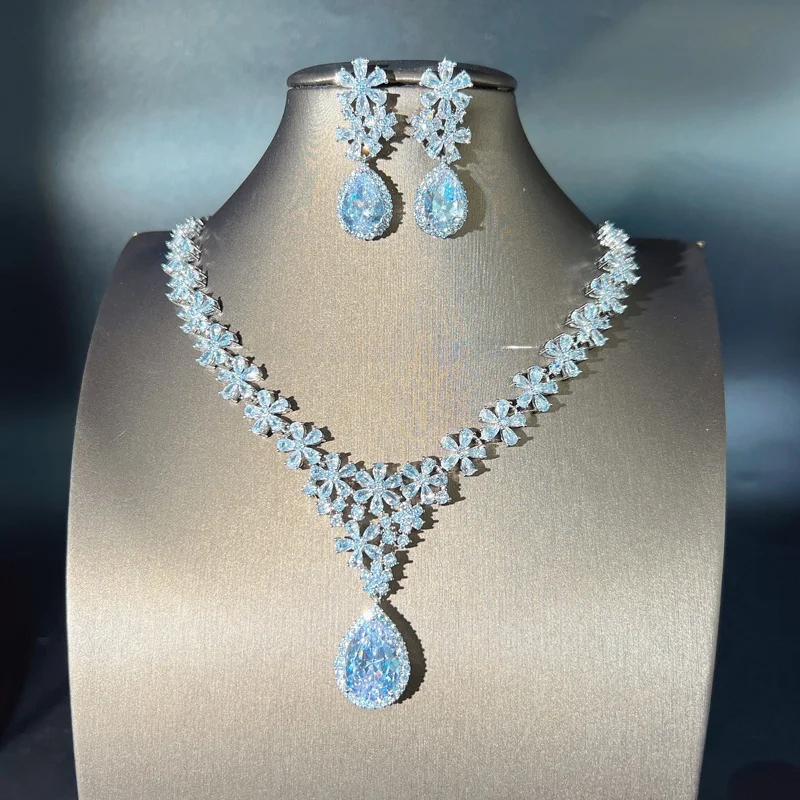 set-di-collana-e-orecchini-floreali-con-micro-zirconi-incastonati-per-spose-gioielli-da-sera-clip-per-orecchie-scintillanti