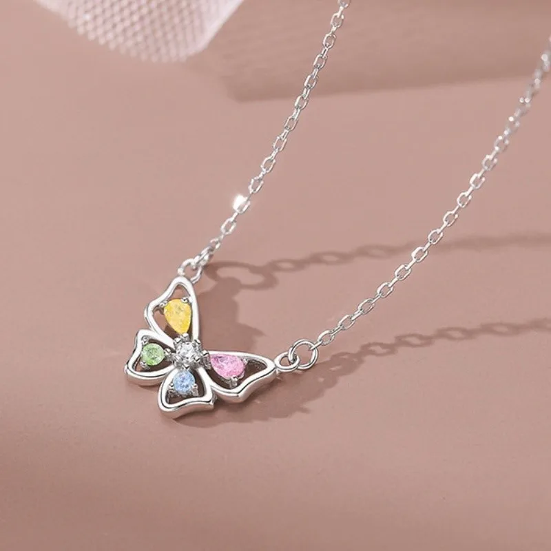 Sweet Butterfly Pendant Necklace for Women Girls Fashion Popular Choker Clavicle Chain Party Jewelry Gifts