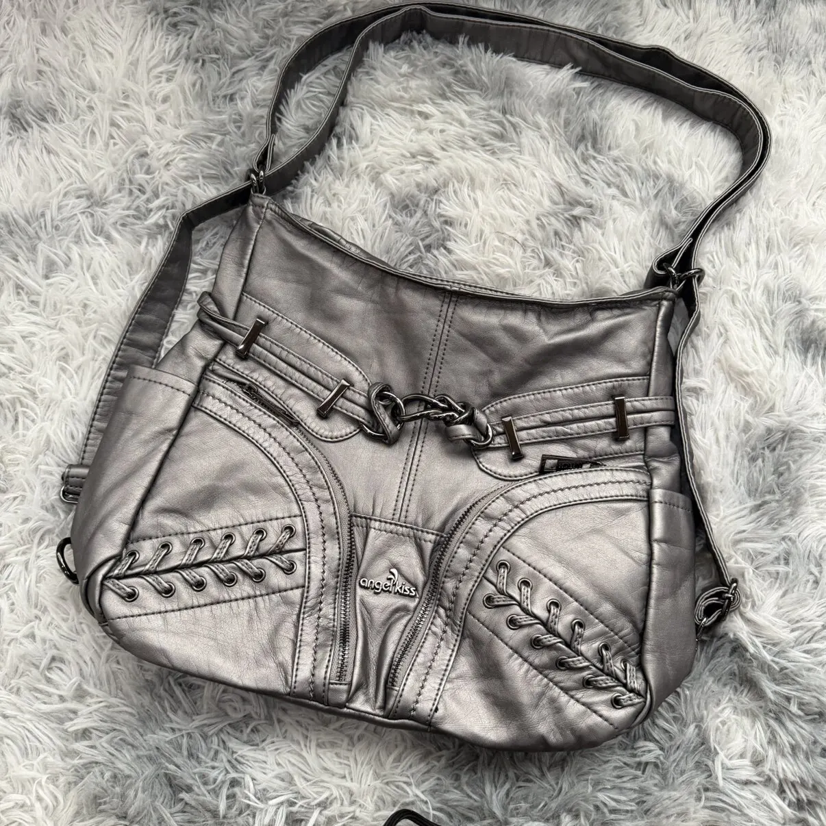 

Original Niche Designer Brand New High Quality Retro Motorcycle Bag Large Capacity Casual Shoulder Crossbody Bag for Women