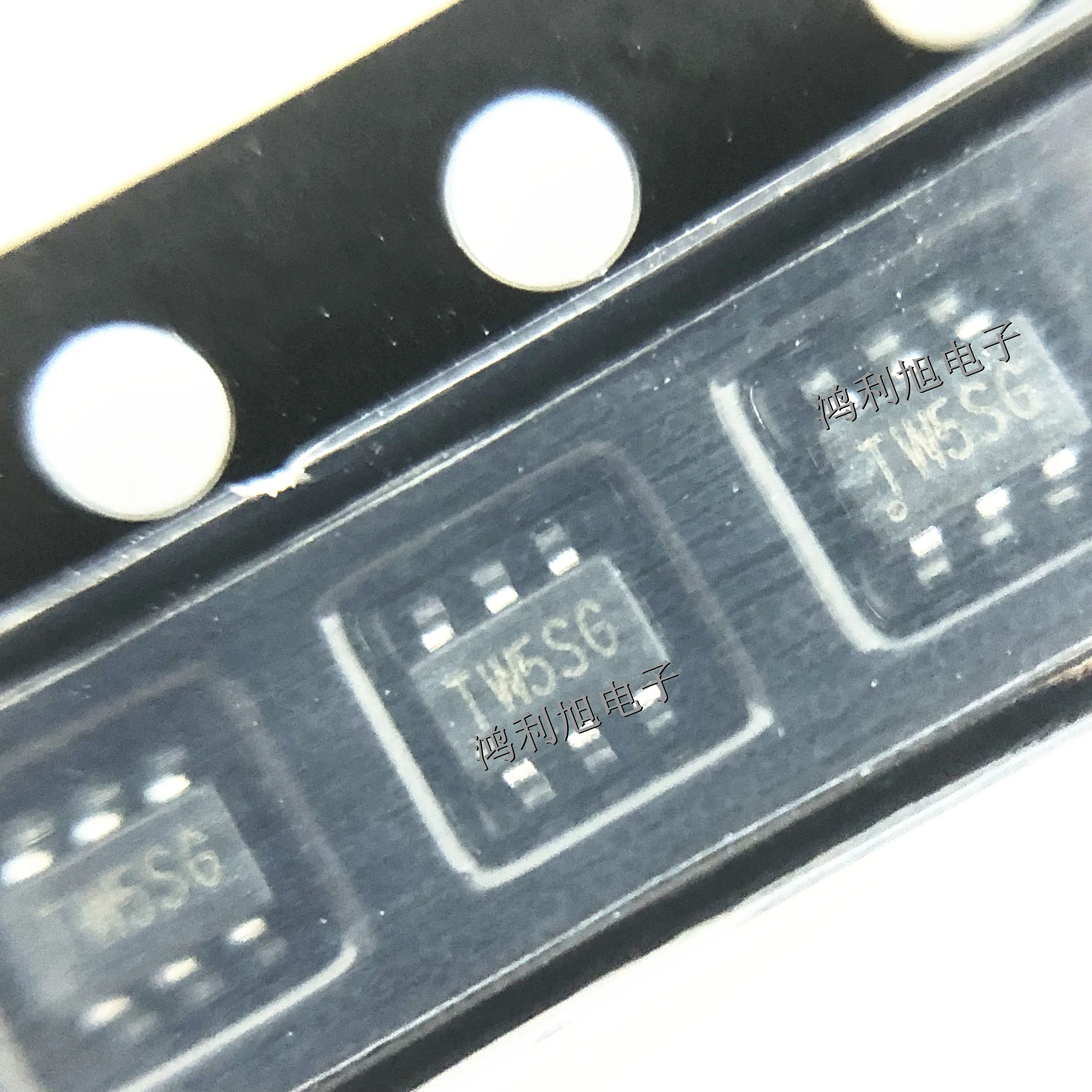 50pcs/Lot 74LVC1G57DW-7 SOT-363-6 MARKING;TW Logic Gates 1.65 to 5.5V VCC 1G Conf Multi-Function
