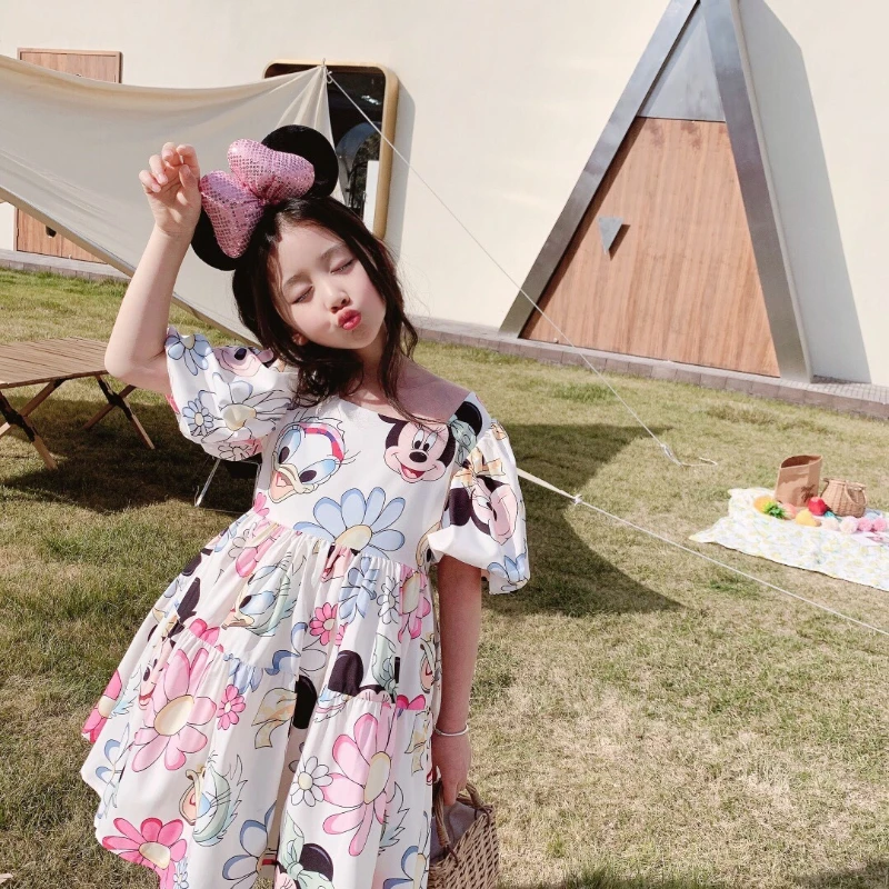 

2026 Платье с объемными рукавами и цветочным принтом для девочек, детское платье принцессы с открытой спиной в форме сердца