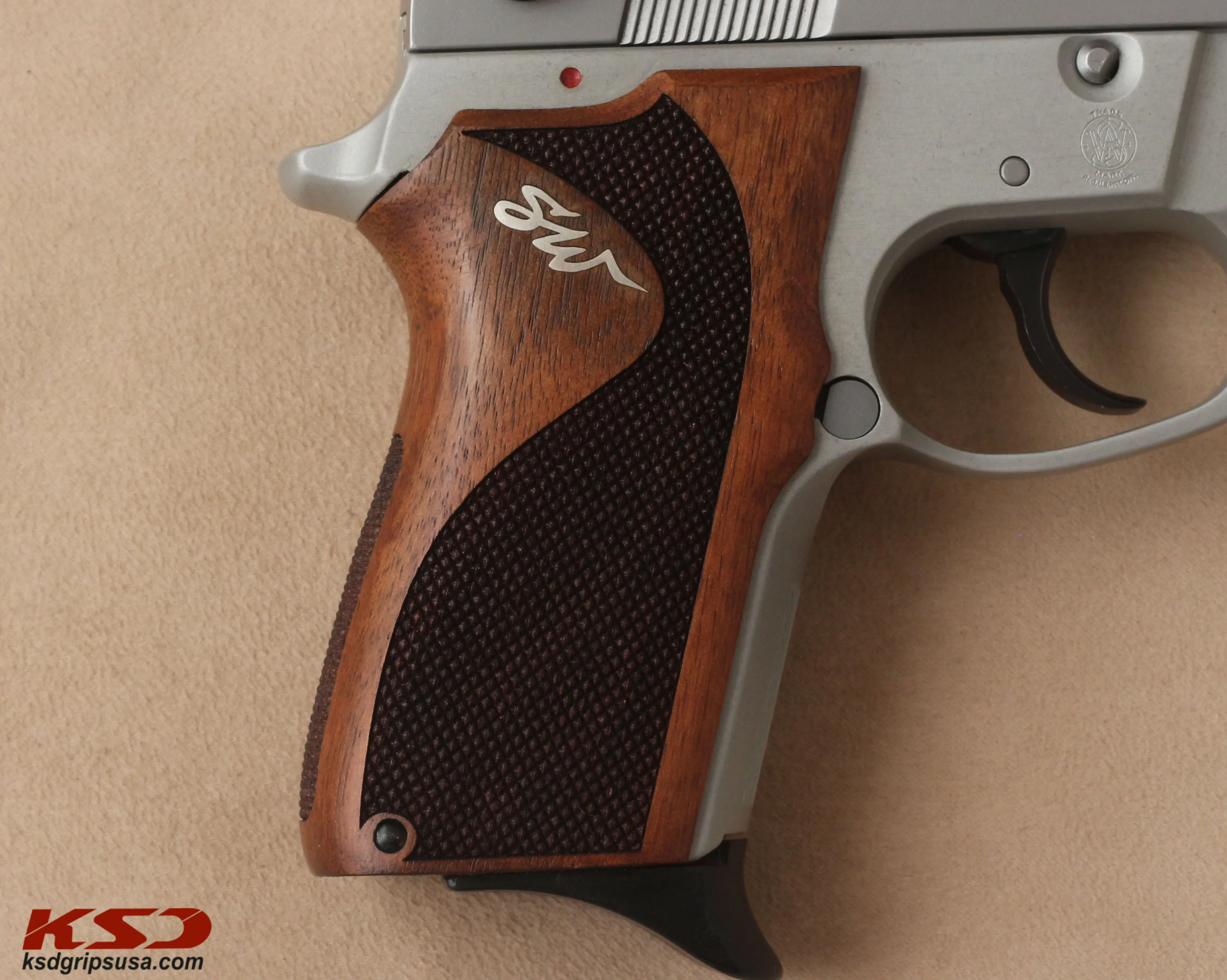 KSD Brand Smith Wesson 6906 Compatible Walnut Grips Diamond