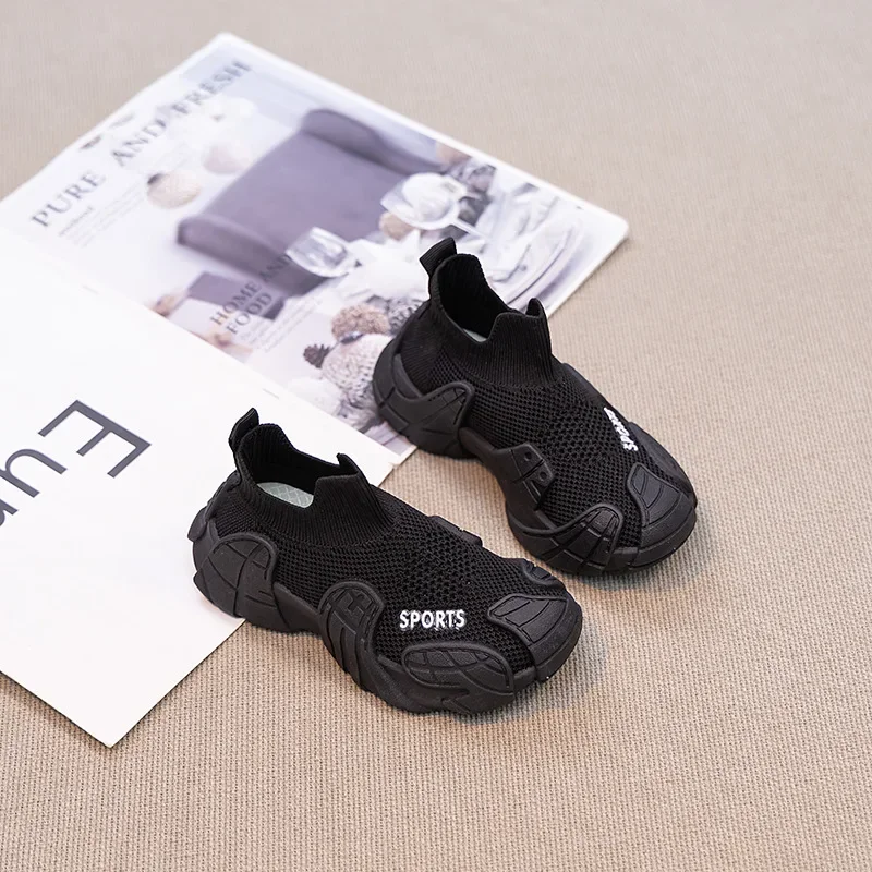 2026 Solid Color Breathable Knitted Sports Shoes For Children Aged 1-8 Slip-on Casual Shoes Cross-border Explosion Style
