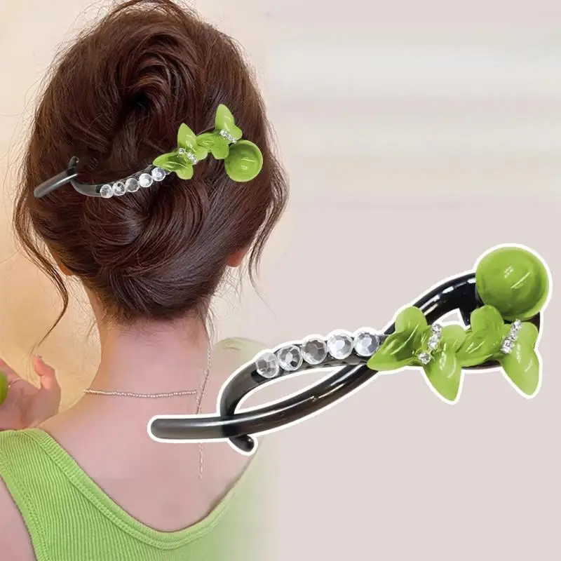 Hochwertige Haarspange mit künstlichen Diamanten in Schmetterlingsform, geeignet für den Alltag und Hochsteckfrisuren am Hinterkopf. – Detail 6