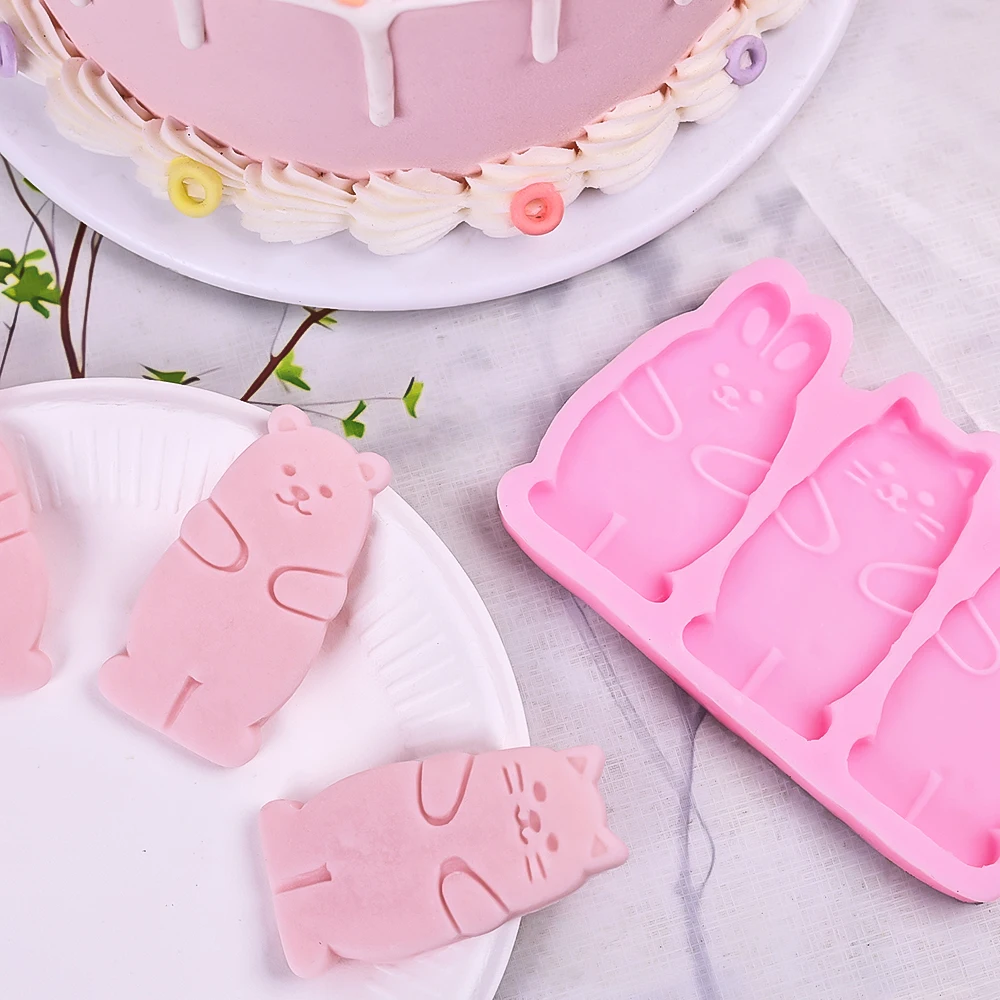 1pc Cartoon Triple Link Rabbit Bear DIY Handmade, Kitchen Baking Cake Chocolate Biscuit Making Silicone Mold