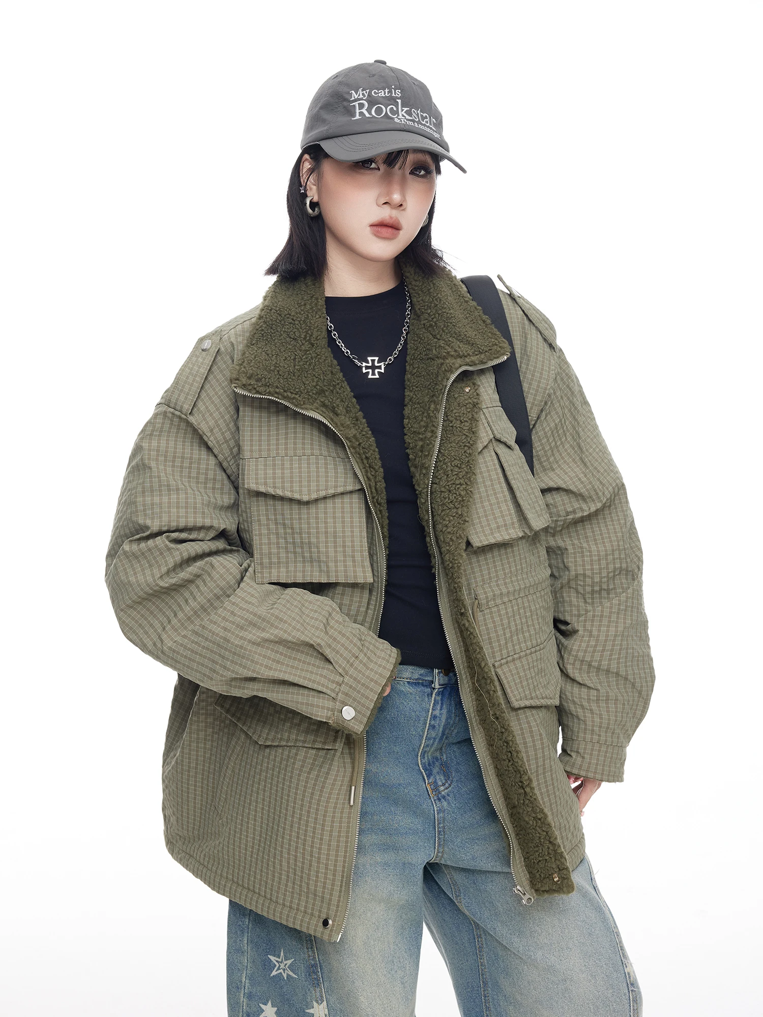 

Ретро-куртка в американском стиле для женщин: теплая повседневная свободная модель с воротником-стойкой, наполнителем из полиэфирного волокна, зимняя верхняя одежда