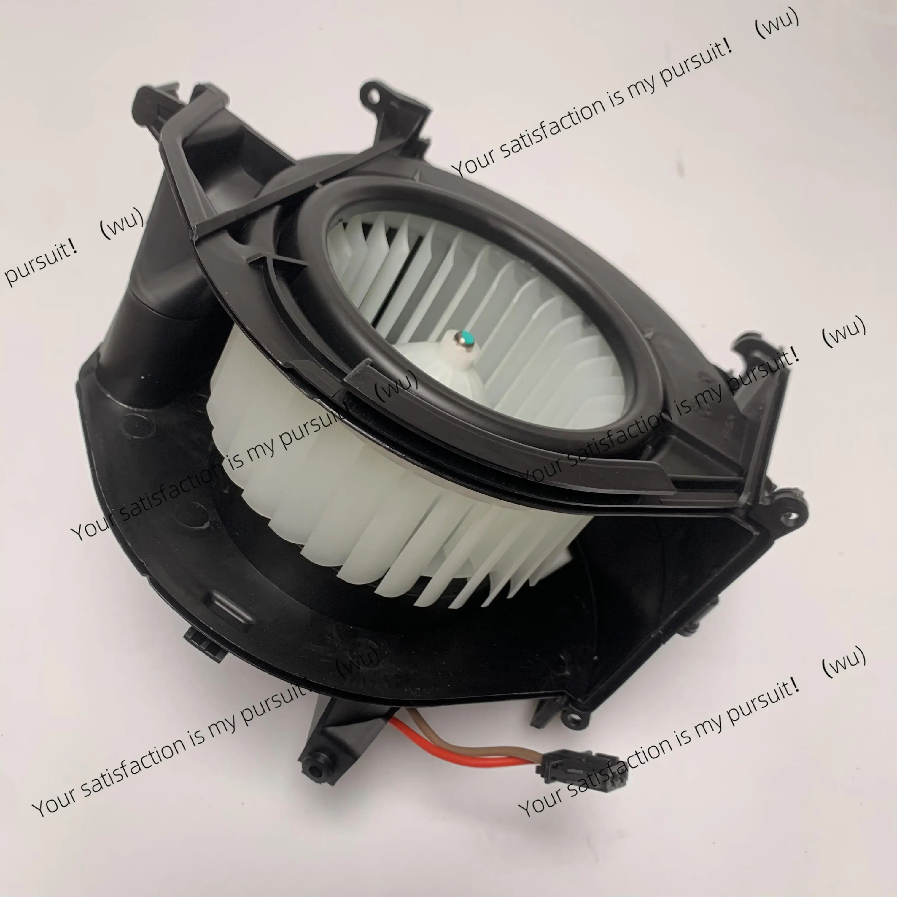 Suitable for Audi A4L A5 A6L A8L Q5 Q7 Touareg Cayenne and other air conditioning heater motors