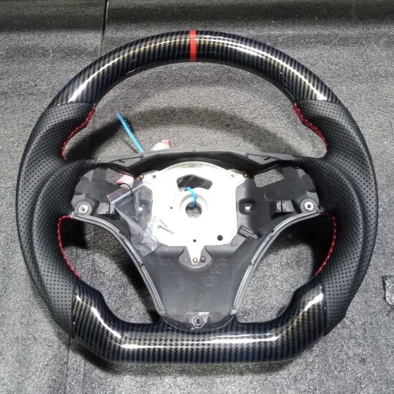 

Hydro-Dip Carbon Fiber Steering Wheel For BMW E89 E90 2005-2012 E91 2006-2012 E92 E93 2007-2012 328i 335i With SSG Paddle Holes