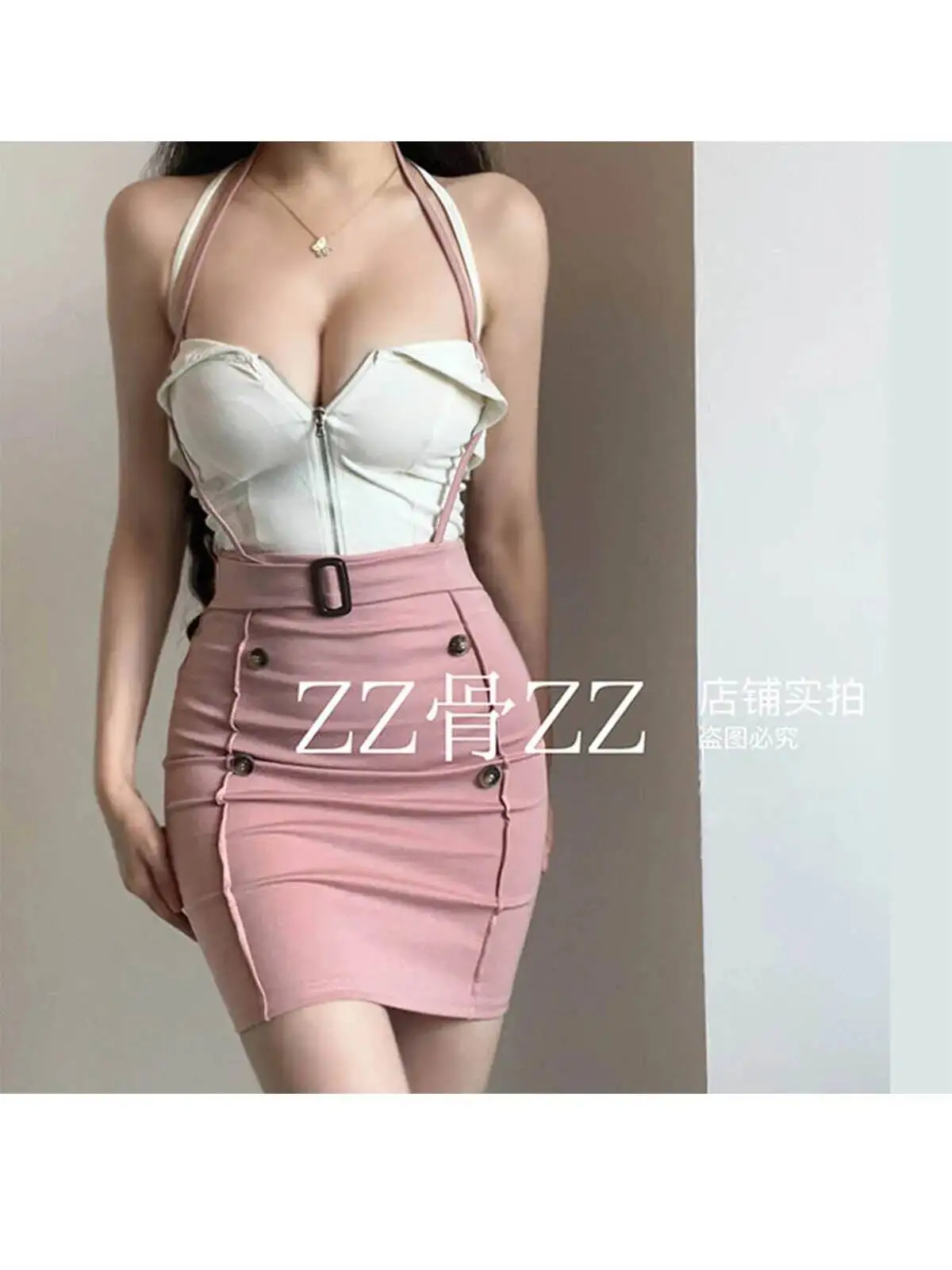 Sukienka mini na ramiączkach z wysokim stanem, dwurzędowymi guzikami, krojem podkreślającym biodra, seksowna, w jednolitym kolorze, elegancka, różowa, słodka, nowość 2025 TM9Y