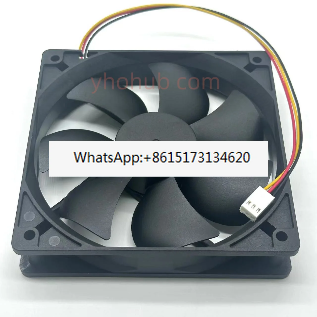 DA12025B12UF DC 12V 0.80A 120x120x25mm 3-Wire Server Cooling Fan
