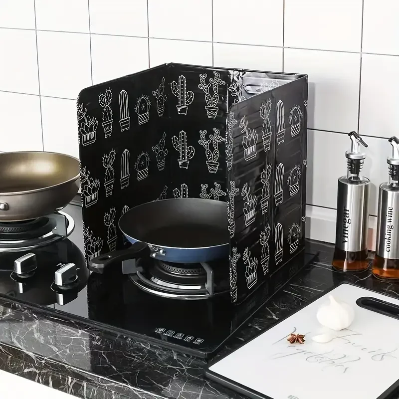 Gas Stove Oil Baffle Kitchen Oil Plate Foldable Frying Pan Oil Splash Protection Screen Aluminum Foil Kichen Accessories