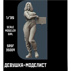 1/35 Resin Figure Unpainted Model Kit, Model Girl, Unassembled and unpainted GK, 1197C