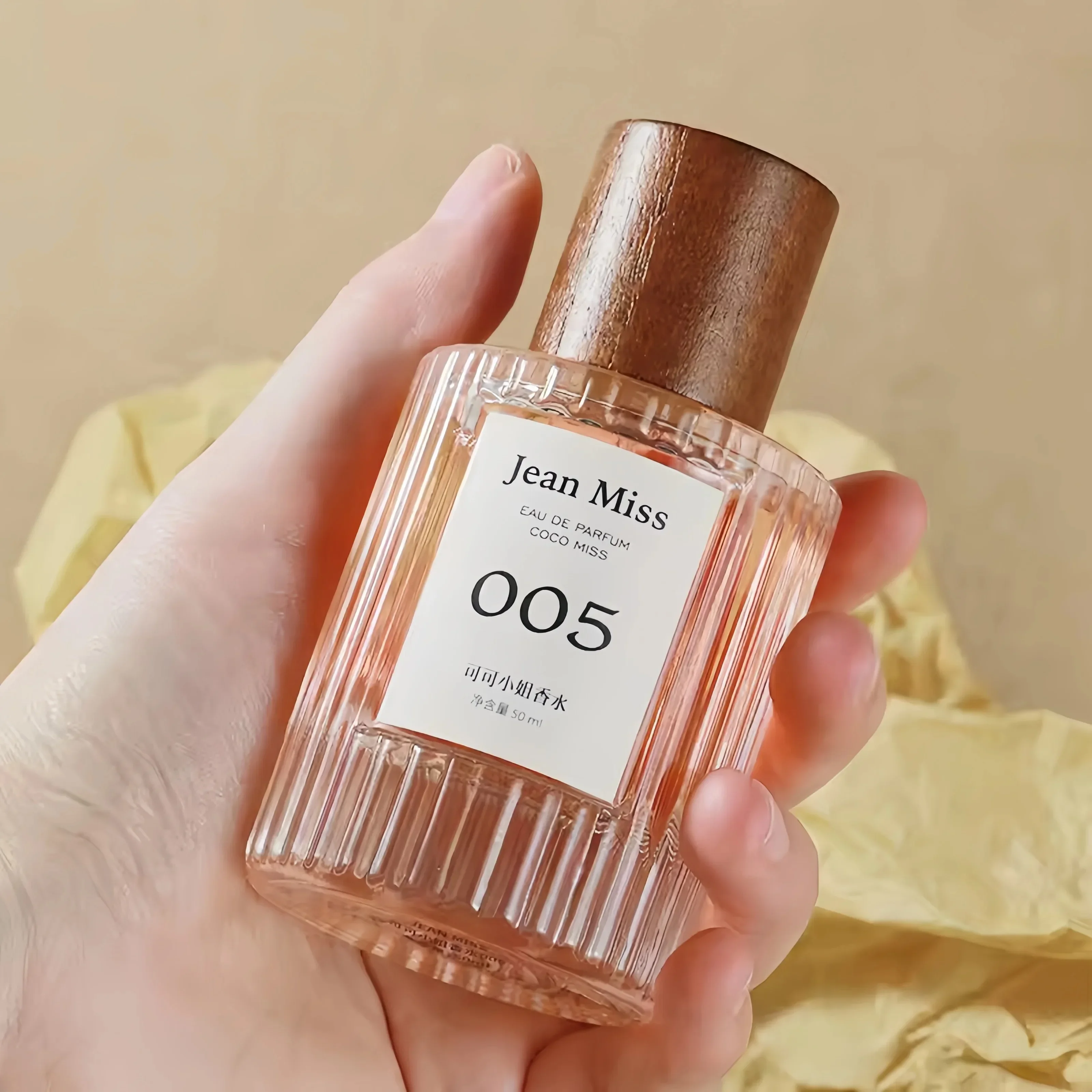 

50ML High-quality Women's Perfume,Rose No Man's Land Eau De Toilette, Floral and Fruity Scent Body Spray, Long-lasting Fragrance