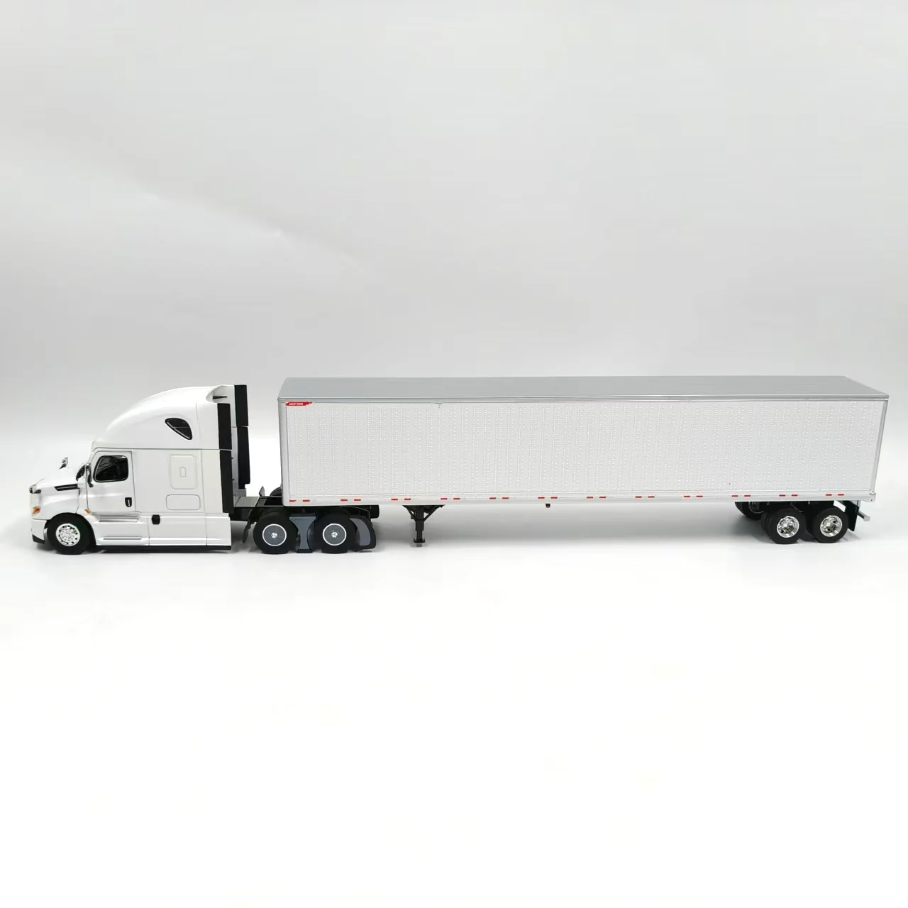 Modelo Coche Diecast DM Great Dane 1:50 - alternate angle