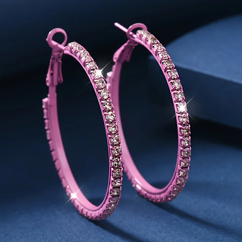 Elegante funkelnde schwarze Creolen mit klaren Edelsteinen für Frauen, stilvolles rundes Design, perfektes Schmuckgeschenk, Neuheits-Ohrringe
