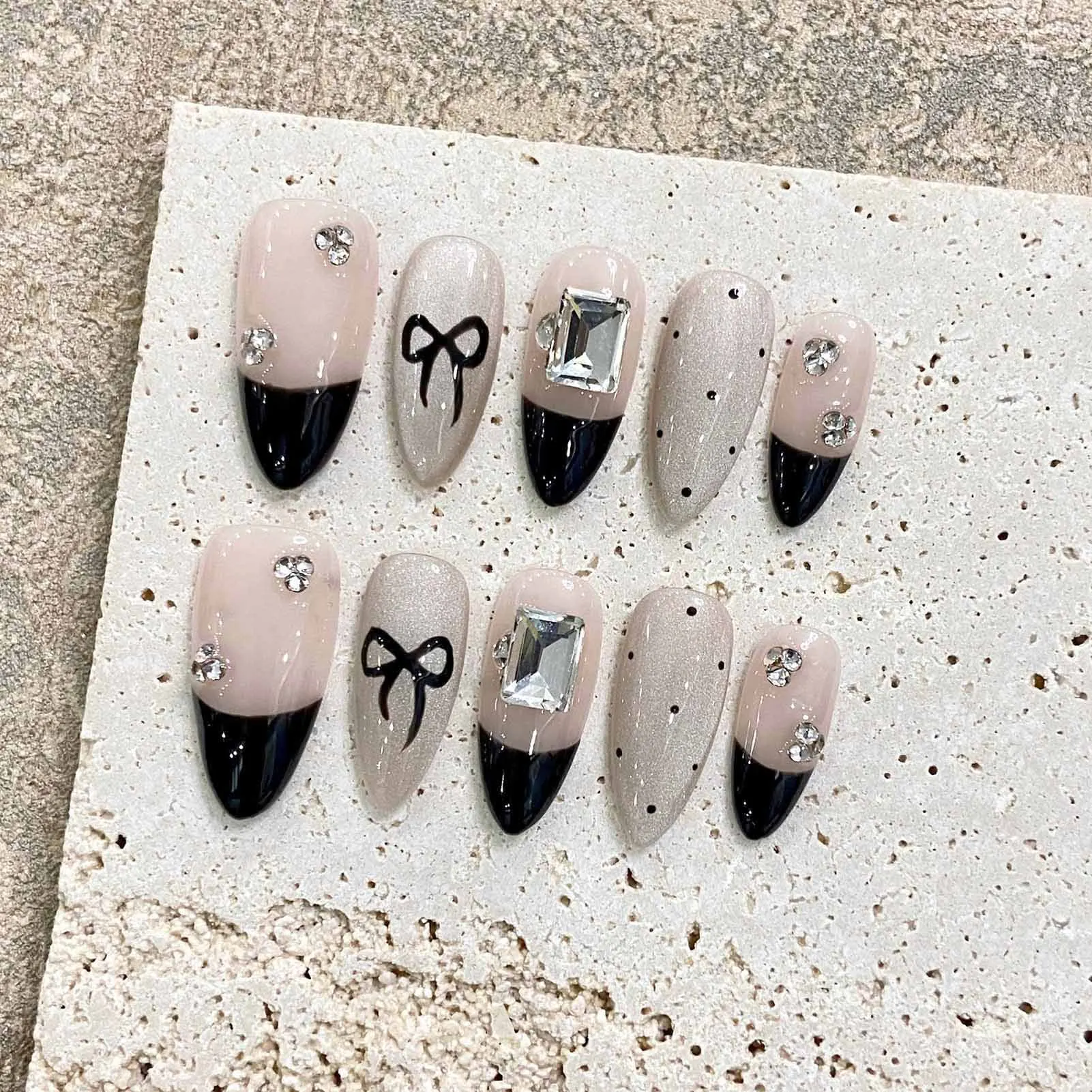 Unhas Postiças Artesanais Estilo Francês, Olho de Gato Brilhante, Pressione nas Unhas com Brilho Diamante, Decoração Laço, Arte Manicure Preta