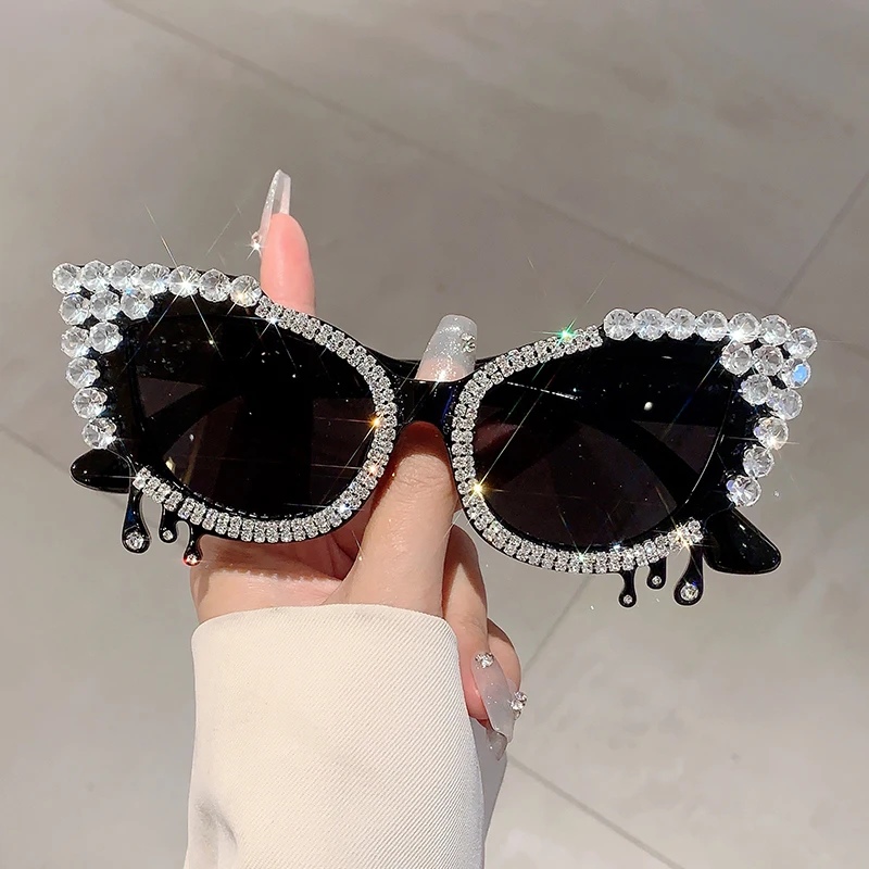 KAMMPT Fashion Cat Eye Decor Shades Women Crystal Shiny High Quality Luxury Sunglasses Trendy Vacation Beach Sun Glasses