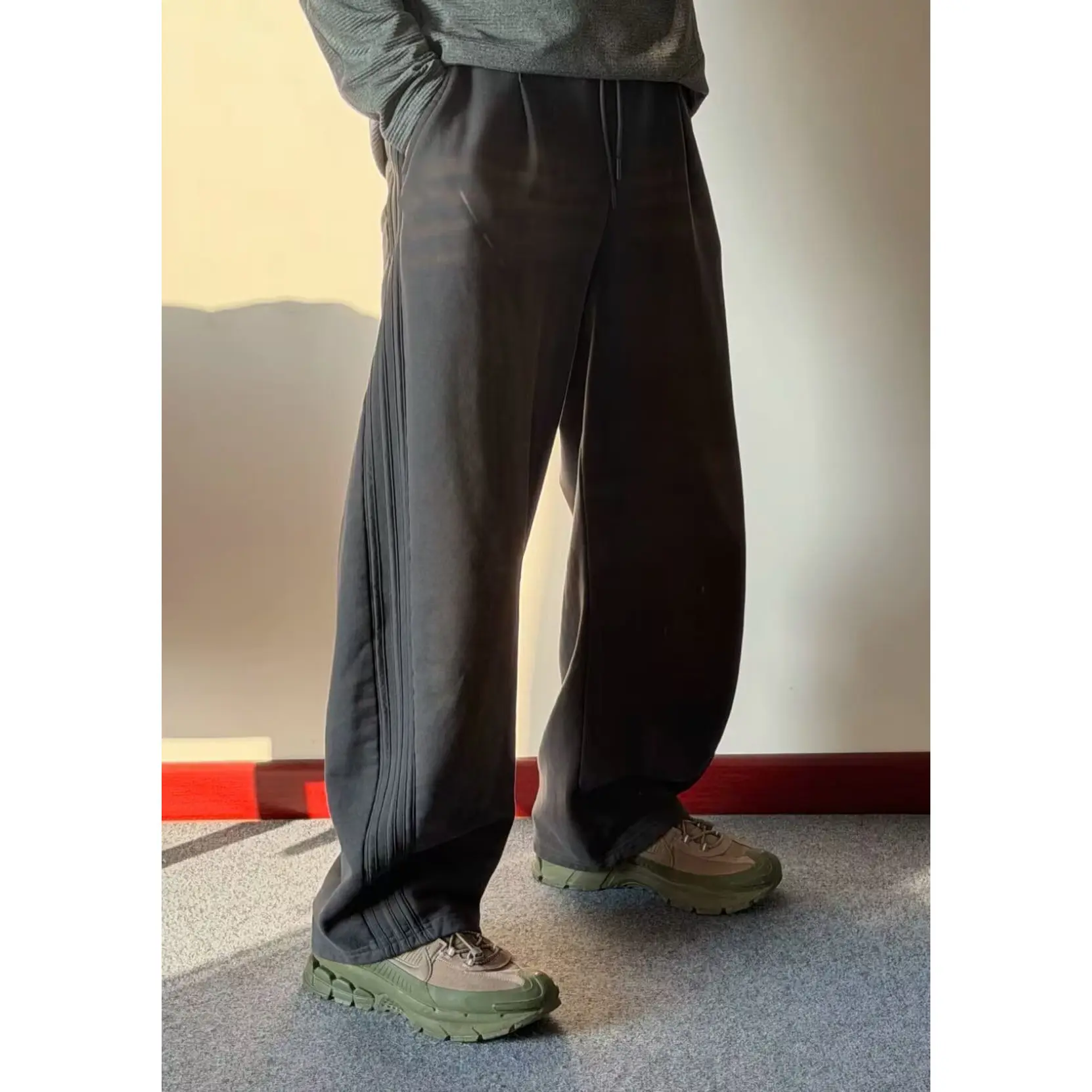 

Waed Vintage adual Embroidery Logo Striped Wide Leg Workwear Straight Leg Sweatpants Loose Fit for Men And Women