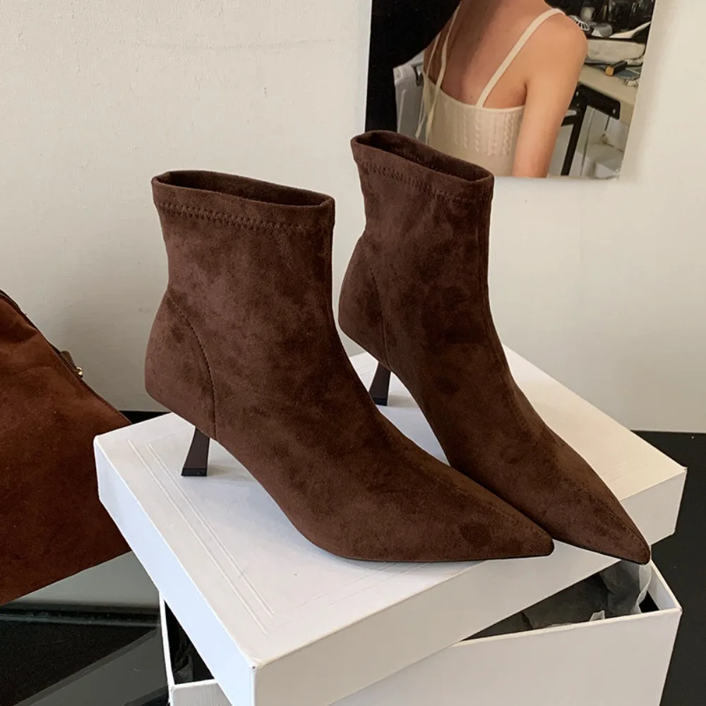 

Brown Short Boots Women's 2025 New Spring and Autumn Suede French High-heeled Ankle Boot Pointed Elastic Fashion Thin Boots