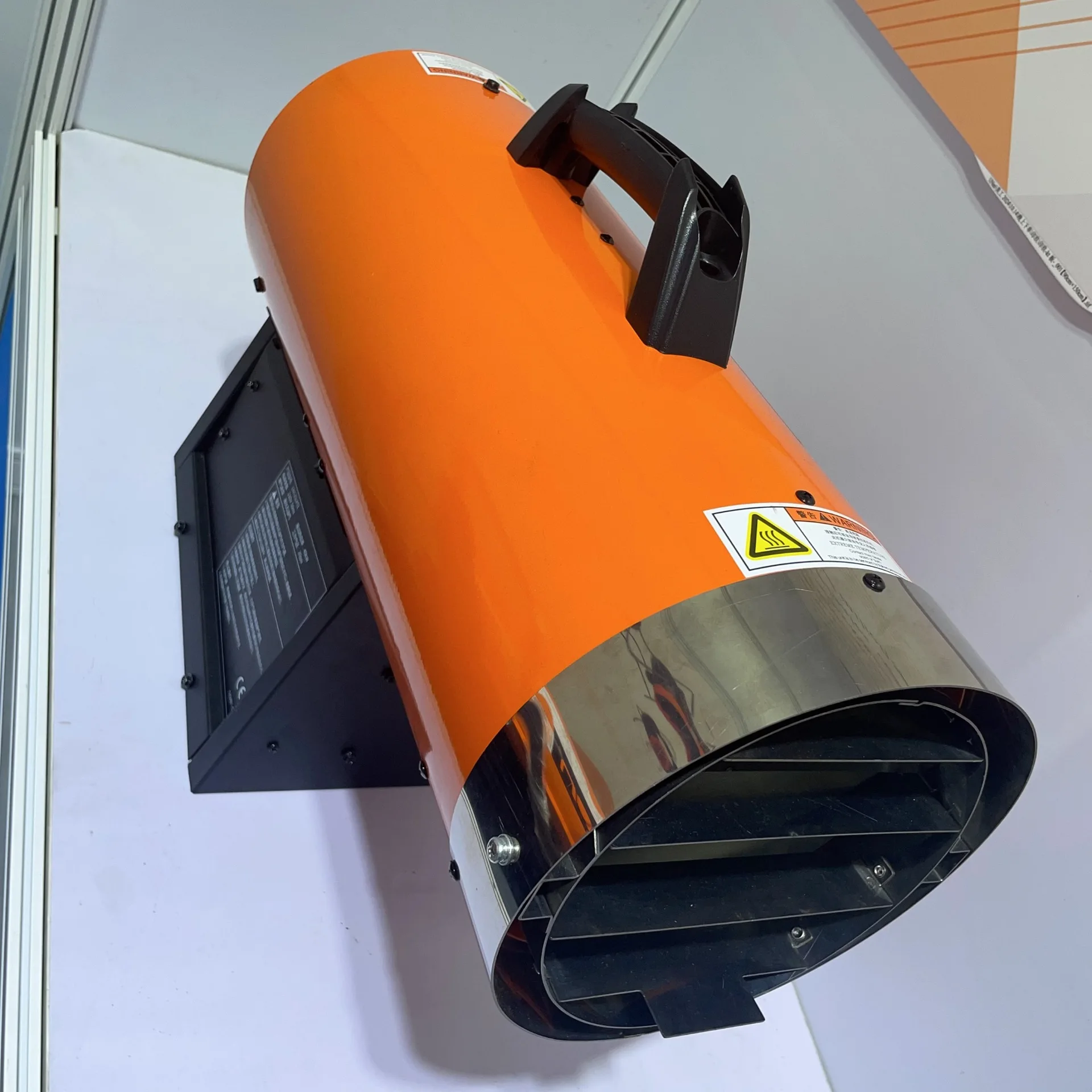 Liquefied gas heater drying, disinfection and heating in planting