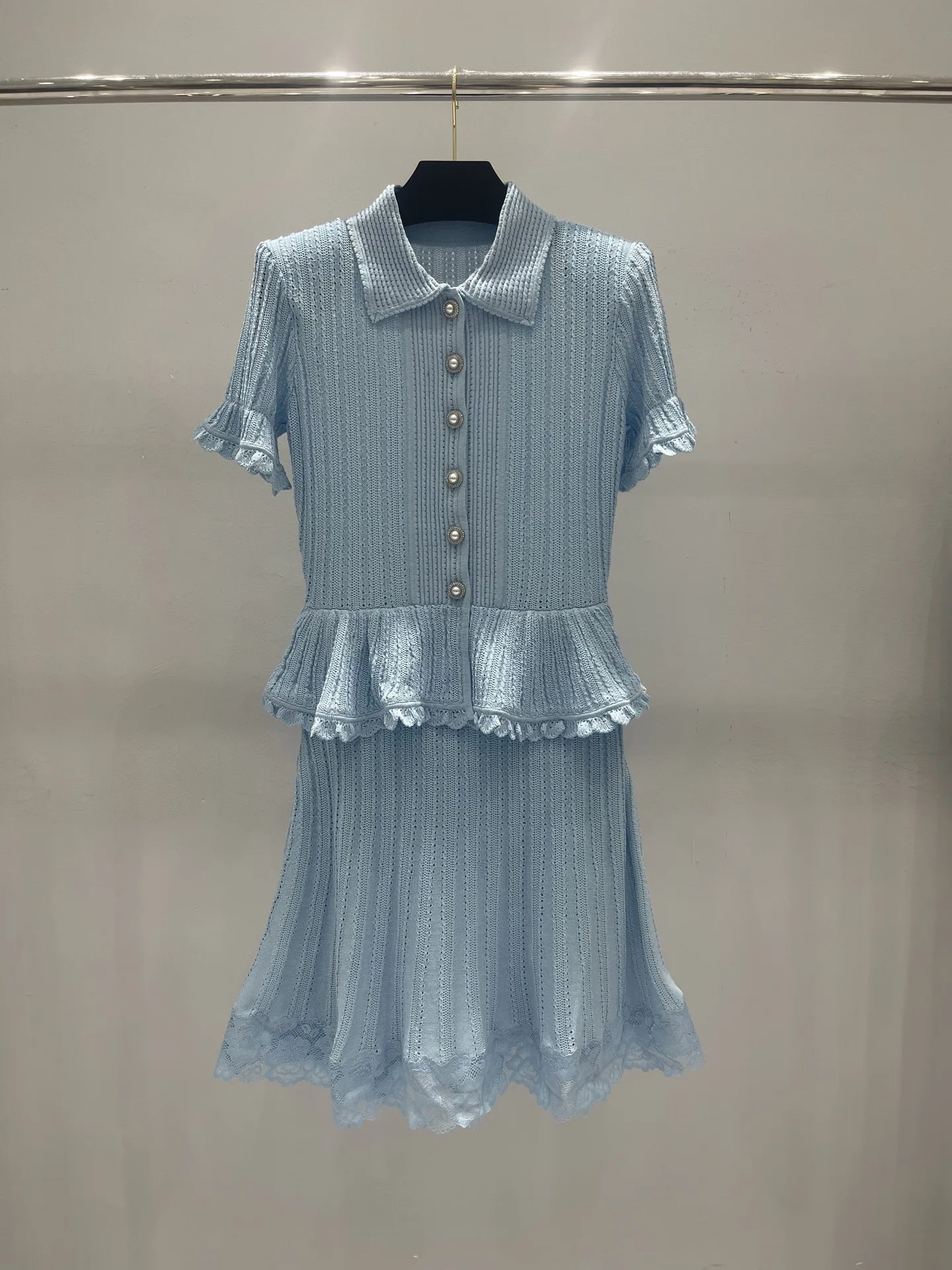 2026 Autumn New Style Faux Two-Piece Knitted Dress, Elegant and Stylish Ruffled Short-Sleeve Lace Trim Women's Dress