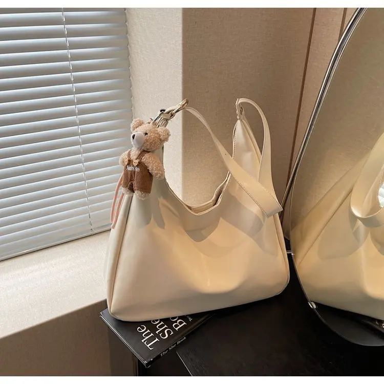 

2025 New 2535 Simple and Versatile Atmospheric Fashion Shoulder Bag Niche Trend Casual Commuter Casual Messenger Bag