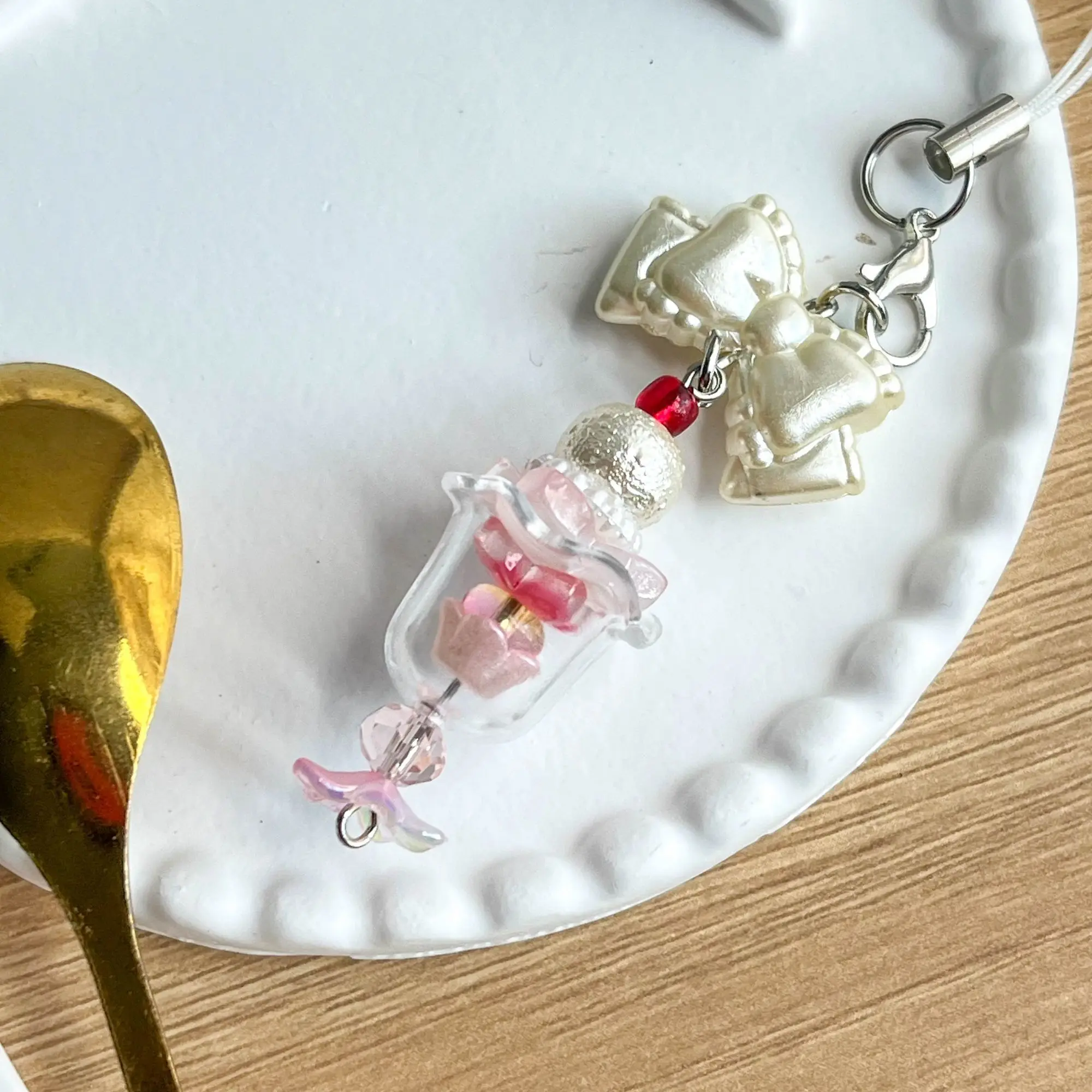 

Japanese Retro Sundae Ice Cream Phone Charm Kawaii Bowknot Miniature Food Lanyard Handmade Keychain Bag Accessories