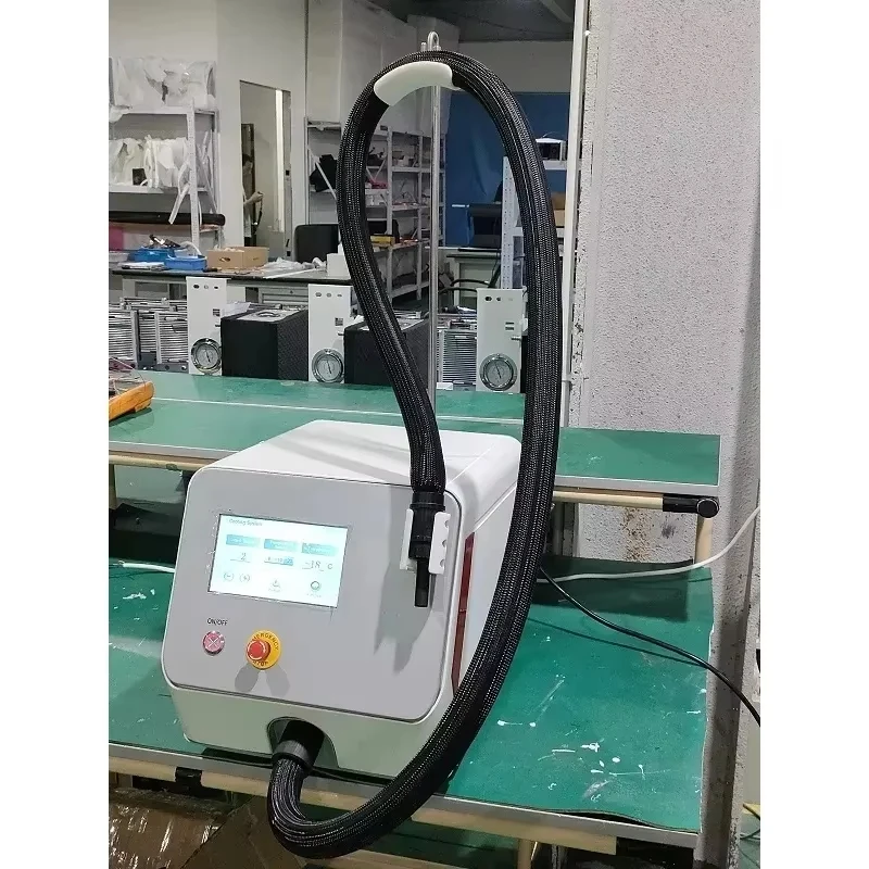 Mini máquina portátil de resfriamento de pele de ar frio Zimmer Cryo mais vendida para dispositivo de tratamento a laser2025.w