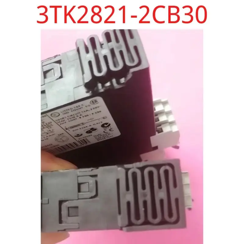 used test ok real 3TK2821-2CB30 SIRIUS safety relay with relay enabling circuits (EC) 24 V AC/DC, 22.5 mm Spring-type te