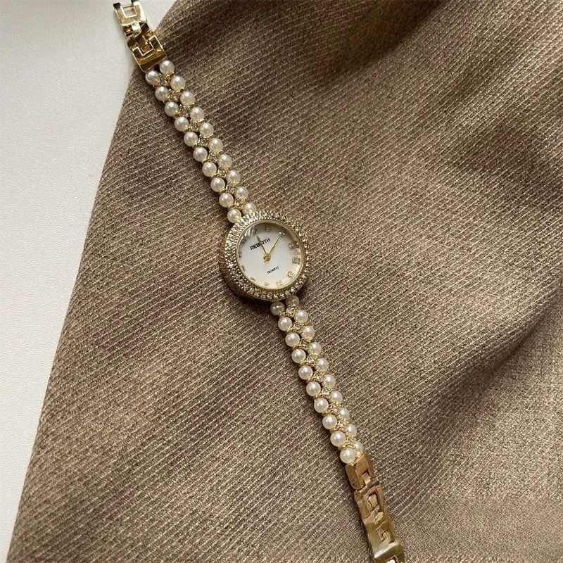 Reloj de esfera pequeña con cadena de perlas para mujer, esfera Fritillaria de alto grado, luz delicada, lujo, alto nivel de apariencia