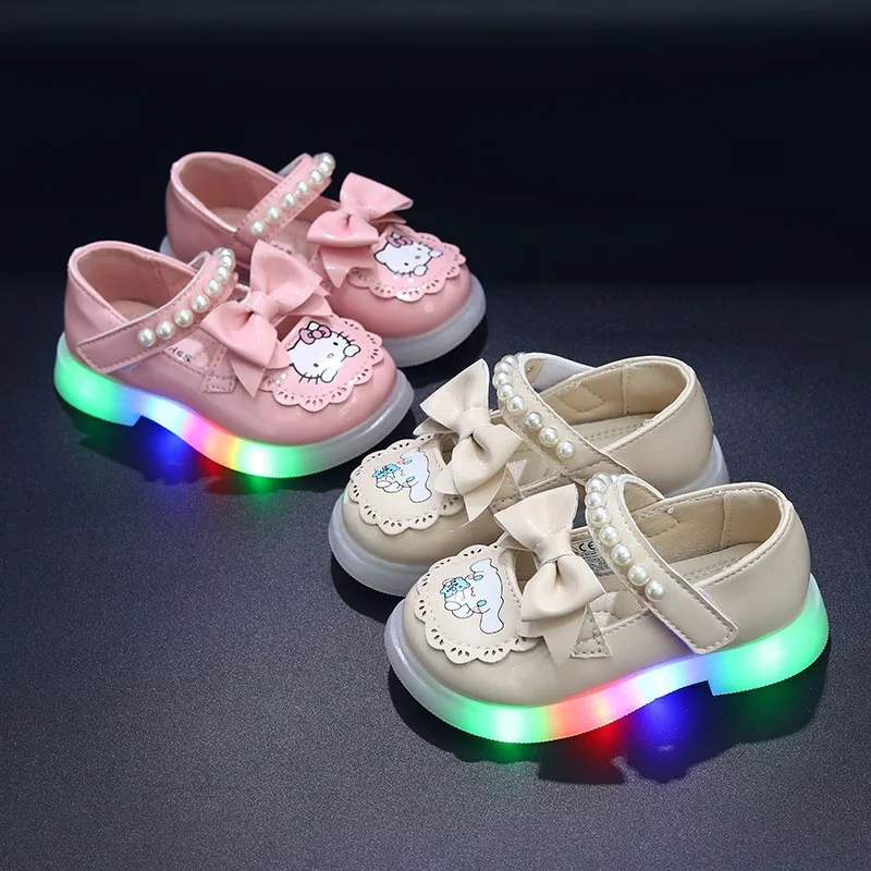 

Детская повседневная обувь из искусственной кожи со светодиодной подсветкой и бантом с мультяшным принтом, весенняя обувь для девочек, противоскользящая бежевая розовая обувь на липучке, размер 21-30