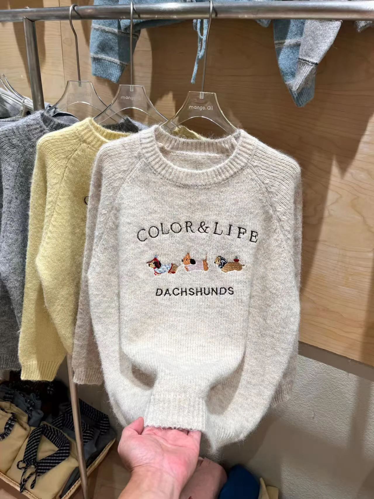 الكورية Sle الوزن الثقيل الكرتون الكلب المطرزة سترة المرأة الشتاء الجولة Ne محبوك Jaet العصرية فضفاضة تناسب طويلة Sve