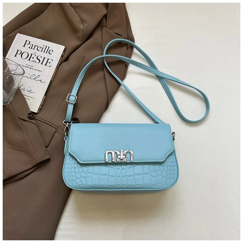 

Fashionable Women's Tote Bag Crafted From Lotus-Patterned Leather Featuring Casual High-End Lasting Daily Look​