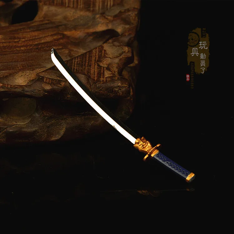 Modello Katana in metallo in scala 1/12 per figura da 6''