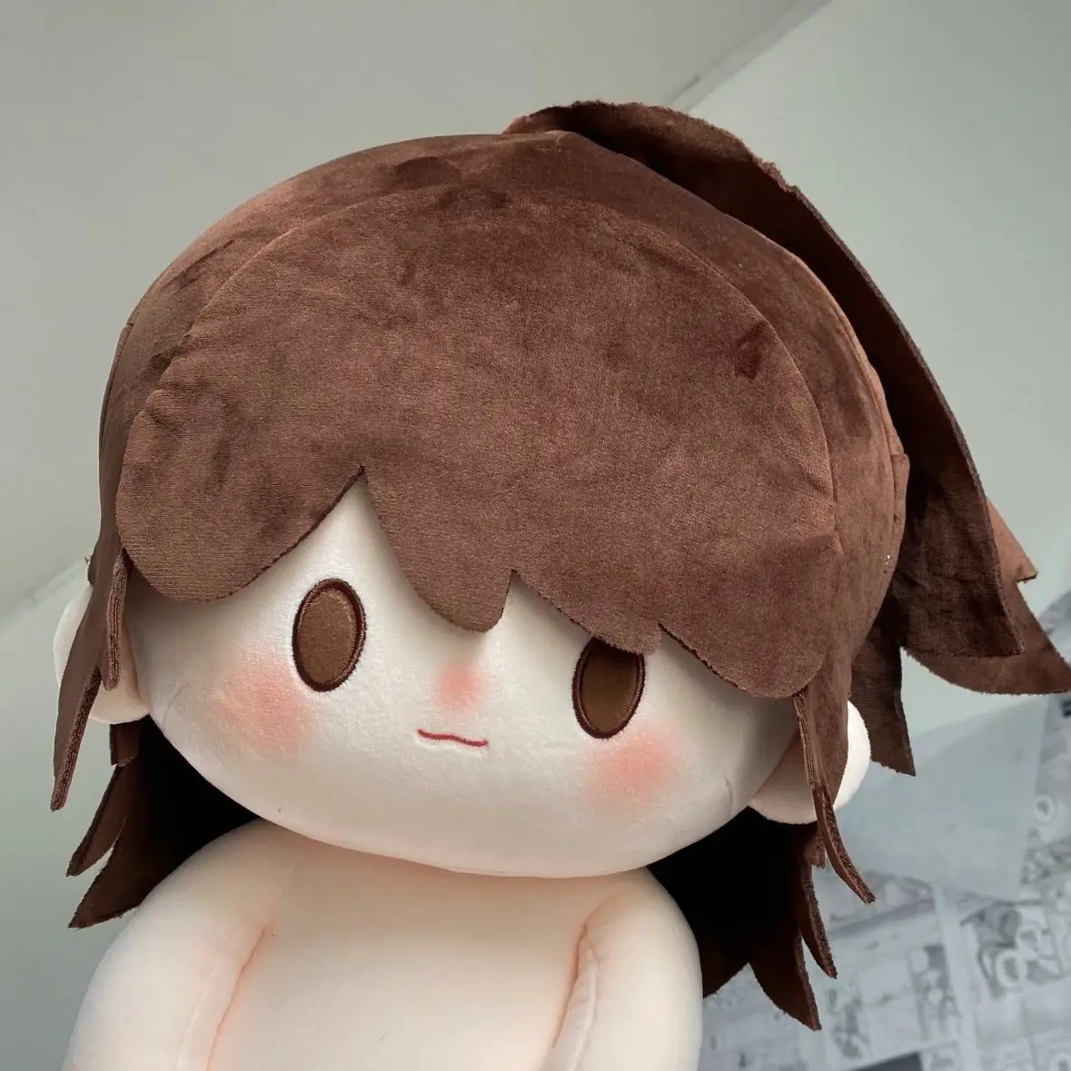 Hange attrue Cosplay muñeca de peluche suave Adorable, vestido de cuerpo, juguetes de peluche, almohada de postura sentada, regalo de Anime, 40CM