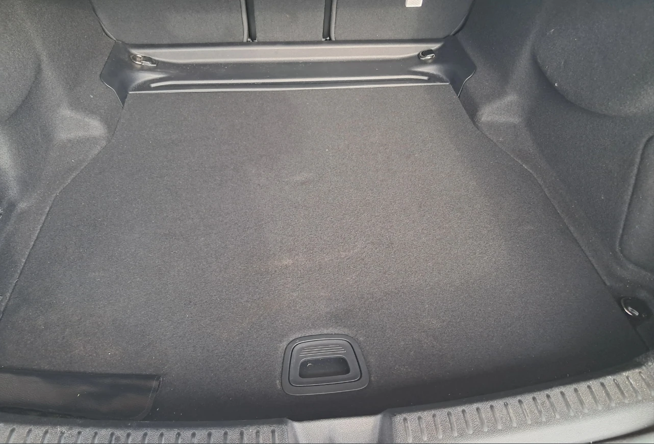

Custom Car Trunk Mat For Mercedes-Benz E Class 300 2025 2026 Accessories Leather Waterproof Cargo Liner Interior Modification
