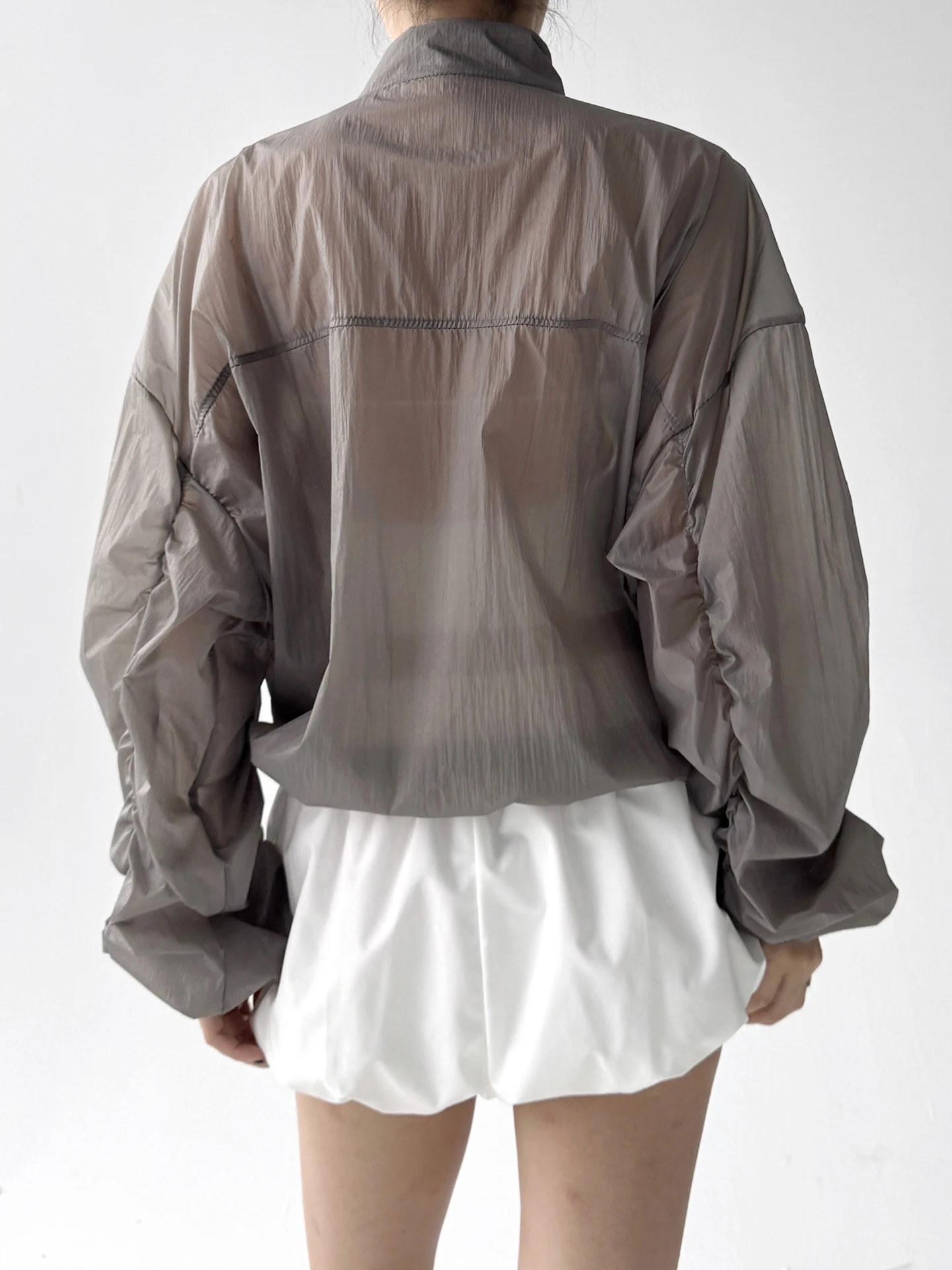 Chaqueta Corta de Verano para Mujer, con Cuello Alto, Cierre de Cremallera y Cordón Ajustable, Protección Solar, Estilo Moderno