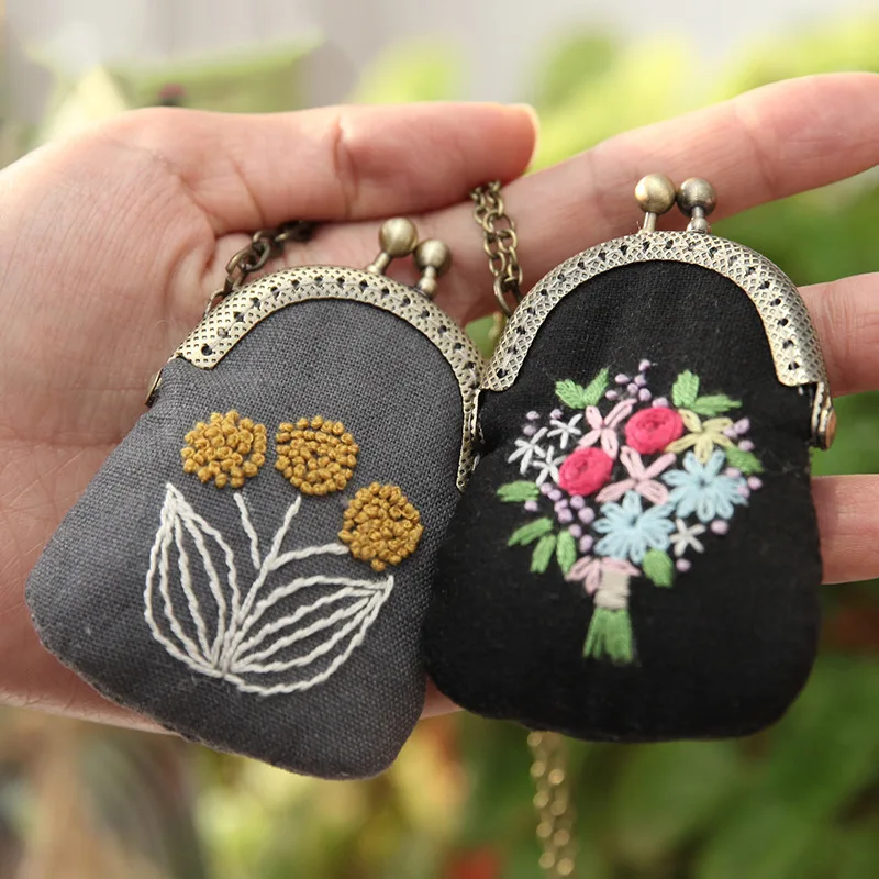 DIY Embroidery Kit Necklace Pendant Handmade Embroidery Gold Bag Pendant for Needlework Sewing Art Craft Home Decoration