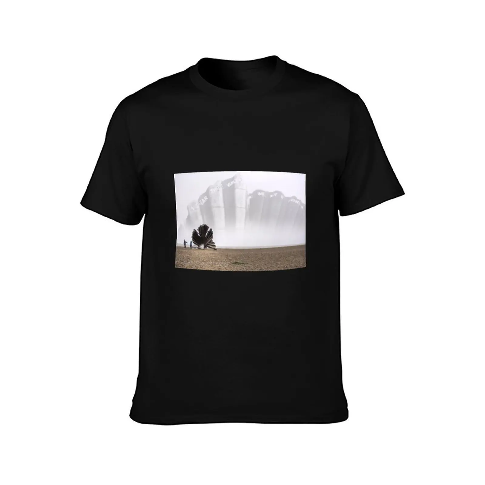 Scallop Sculpture T-Shirt, Summer Casual Cotton Tee, Oversized Streetwear Tops, Vintage Graphic Print, Loose Fit Short Sleeve