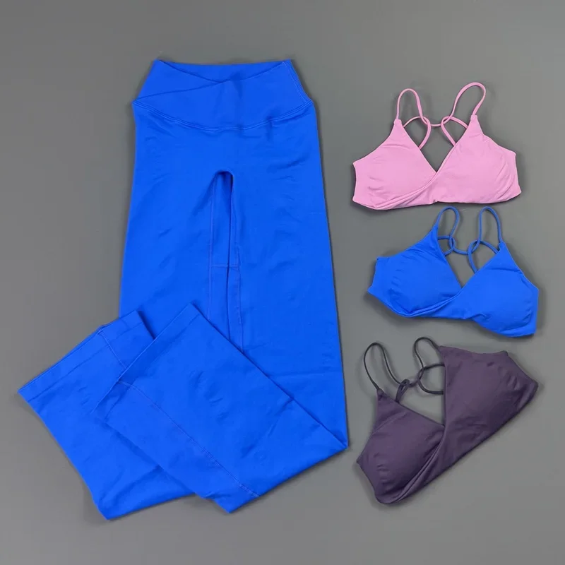 2-teiliges Fitness-Set für Damen: Sport-BH mit Trägern und Yoga-Hose mit überkreuztem Bund, Po-Lifting-Effekt, Bootcut-Leggings für Pilates und Workout – Detail 5