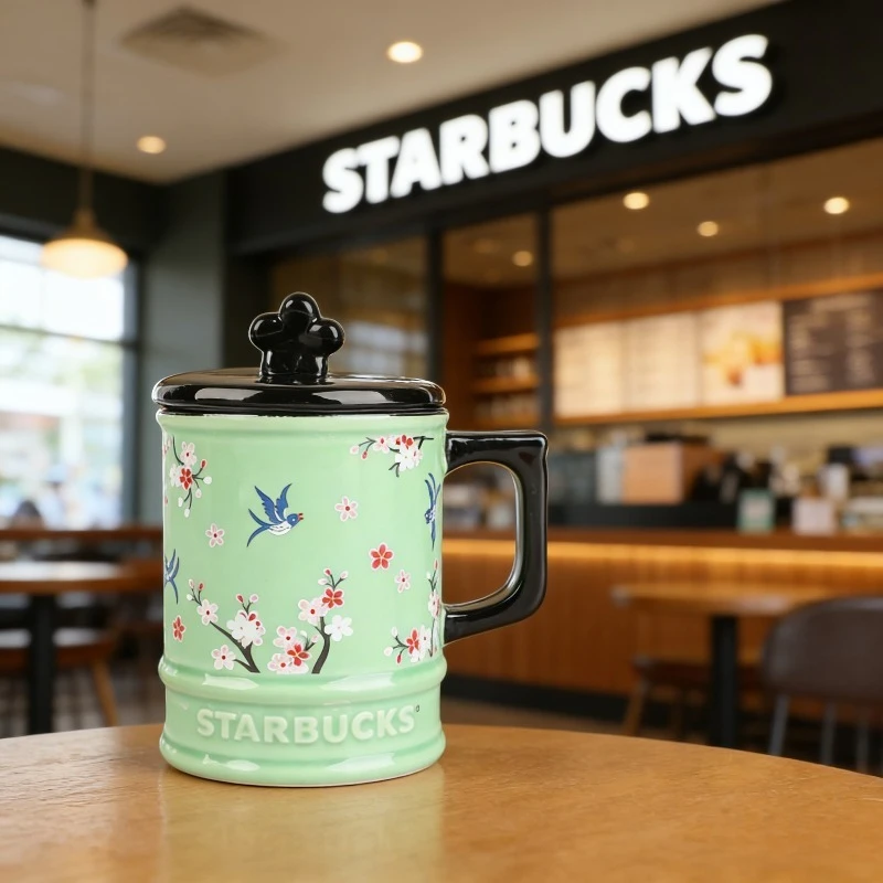 Taza Oriental Starbucks de 473 ml, Taza de Porcelana Verde con Patrón en Relieve de Ciruela y Pájaro, con Tapa Negra Sellada para Té y Café