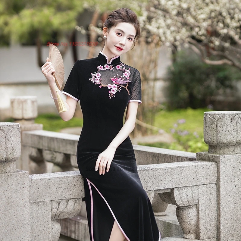 

2025 chinese vintage dress velvet qipao traditional flower embroidery cheongsam improved qipao retro banquet evening dress qipao